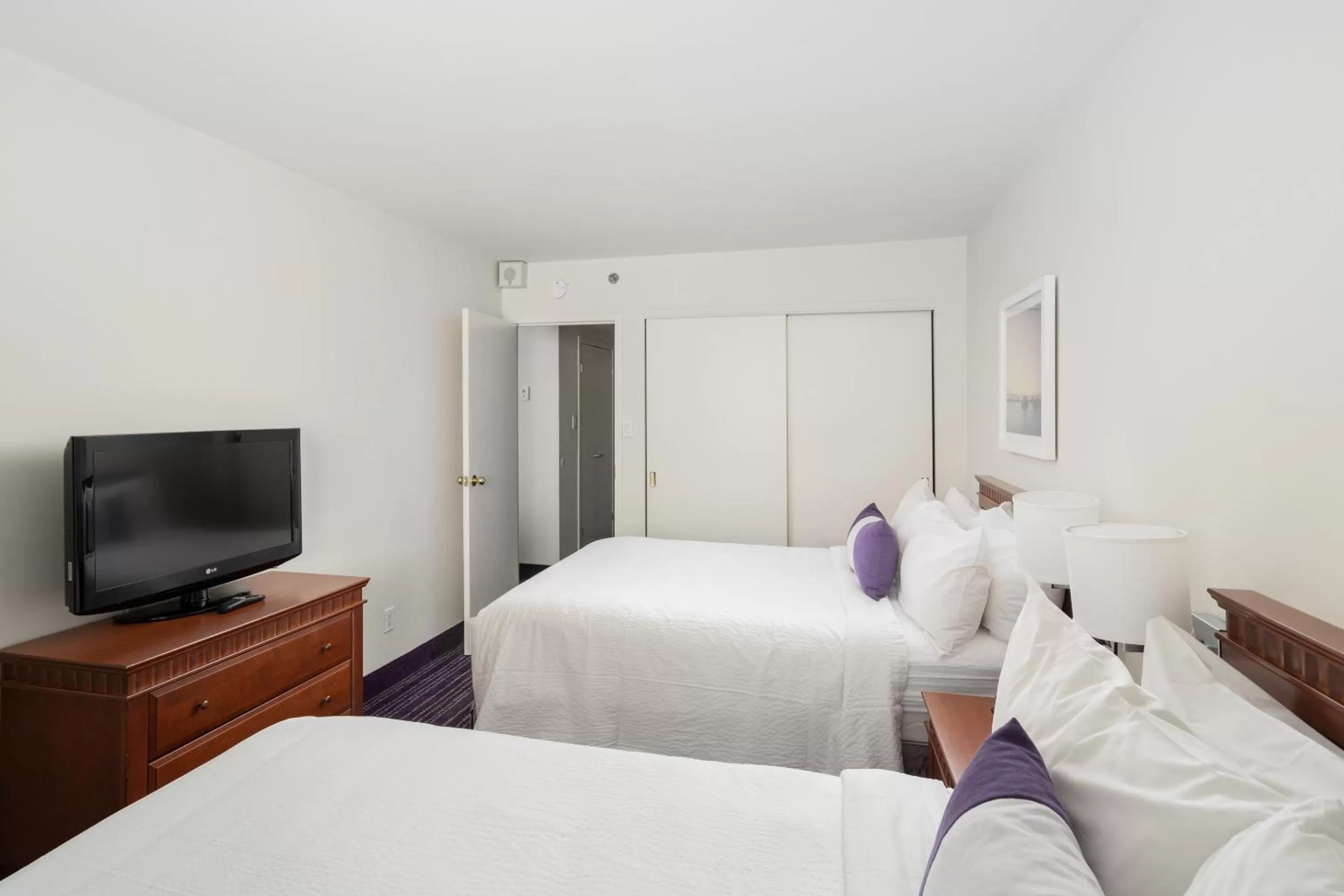 Double Room in Hôtel 2170 Lincoln Downtown Montreal