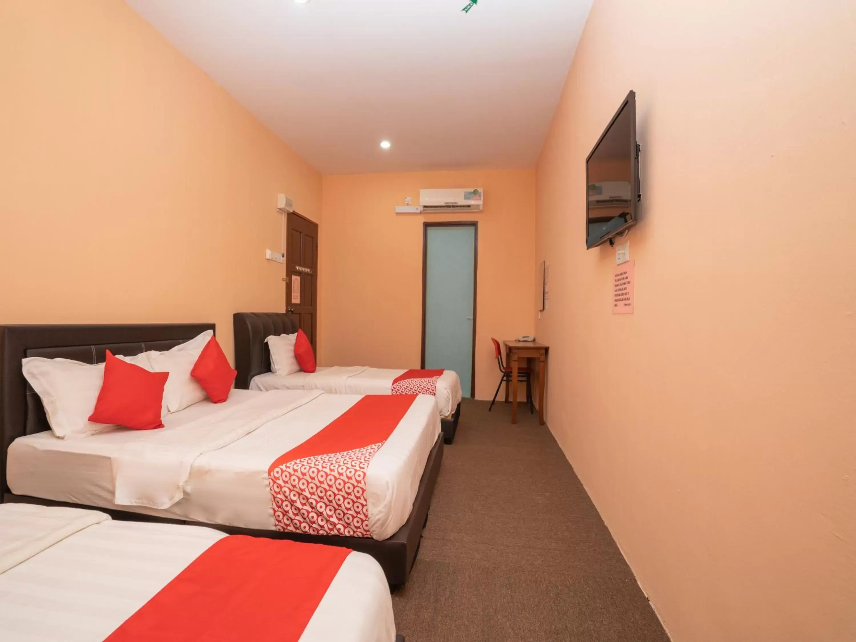 Superior Family Room in Sz Hotel Superior Family Room in Sz Hotel