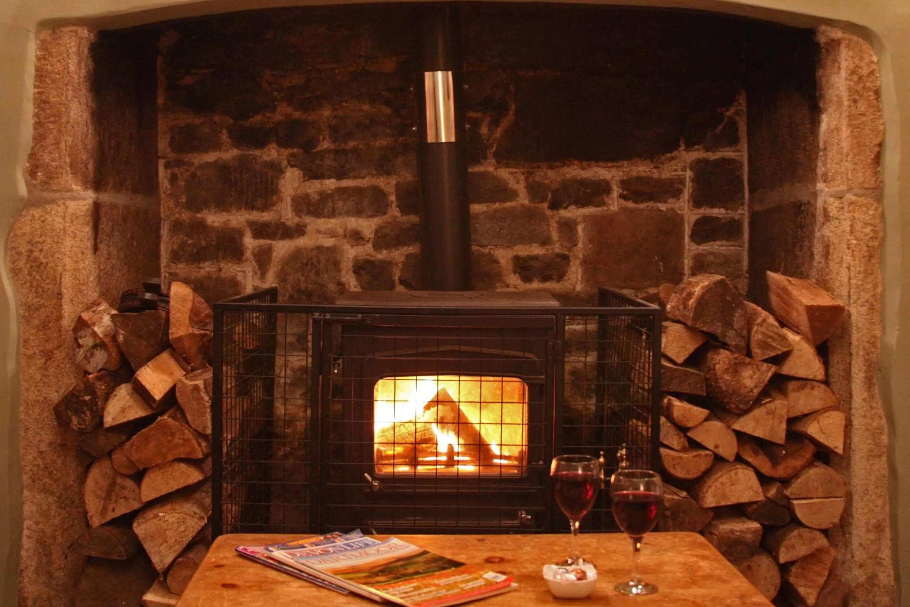 BBQ Facilities in Lovaton Farmhouse
