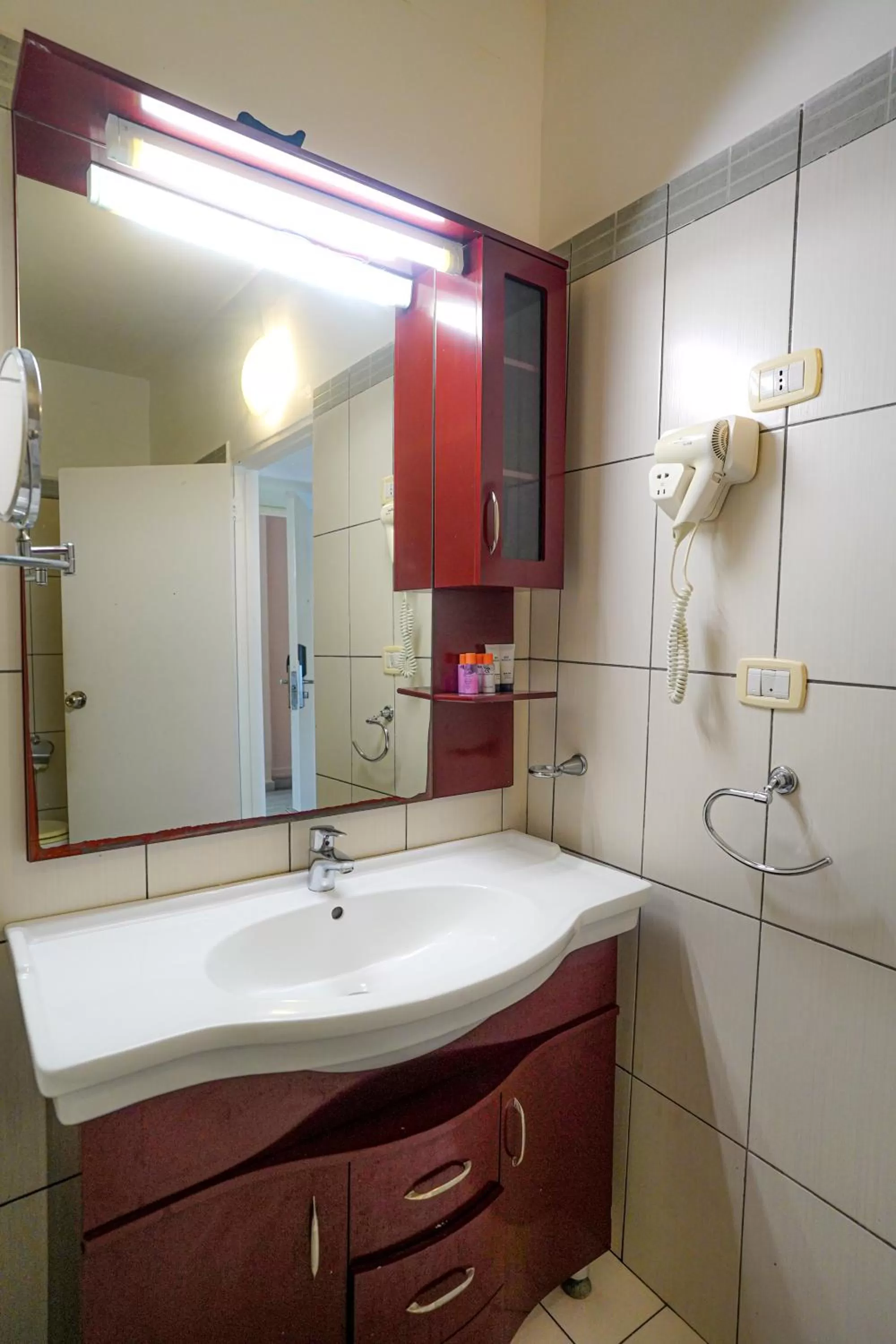 Bathroom in Itsandra Beach Hotel & Resort