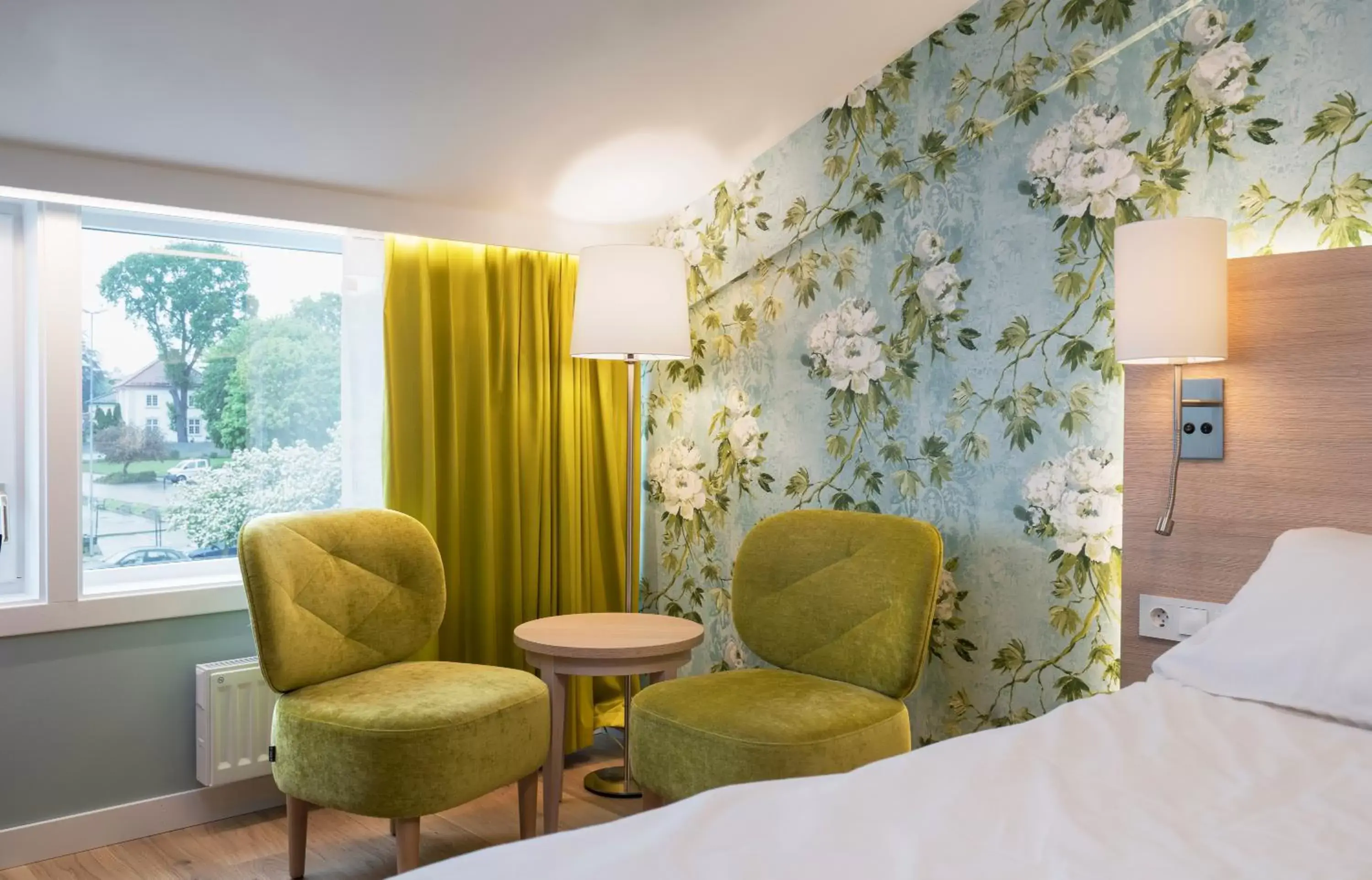 Seating area, Bed in Thon Hotel Tønsberg Brygge Seating area, Bed in Thon Hotel Tønsberg Brygge