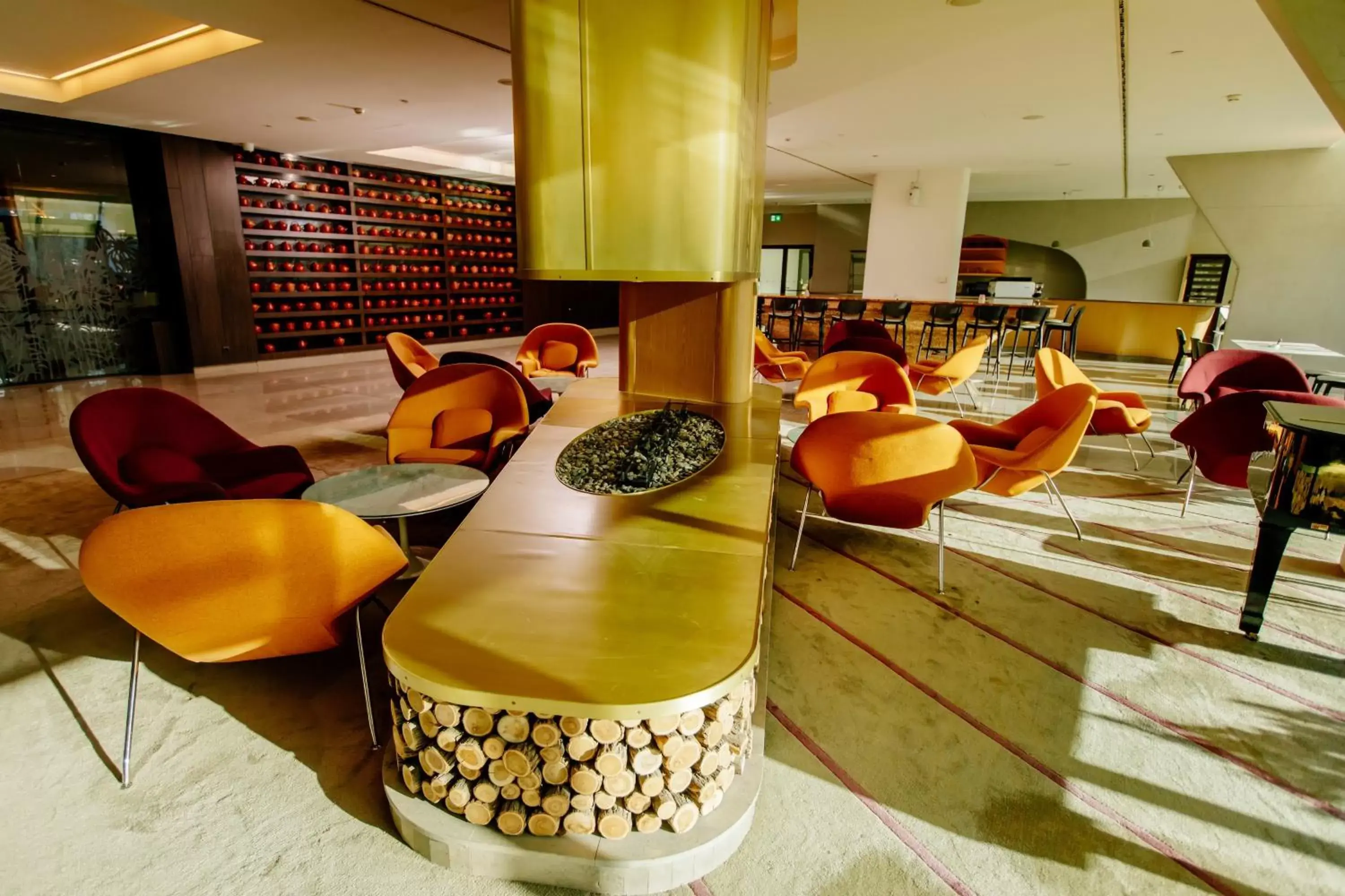 Coffee/tea facilities, Lounge/Bar in Crowne Plaza Belgrade, an IHG Hotel