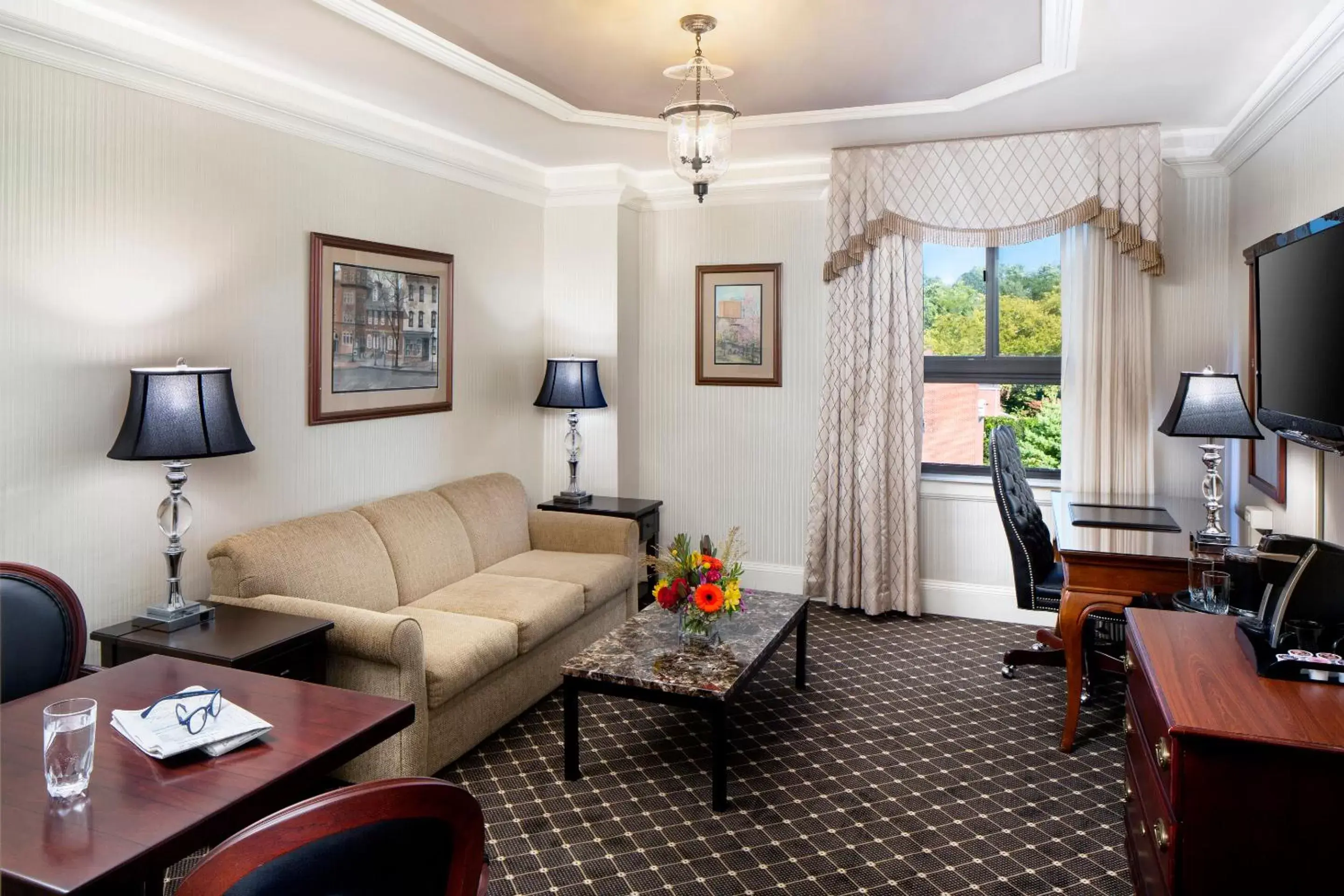 Photo of the whole room, Seating Area in Historic Hotel Bethlehem