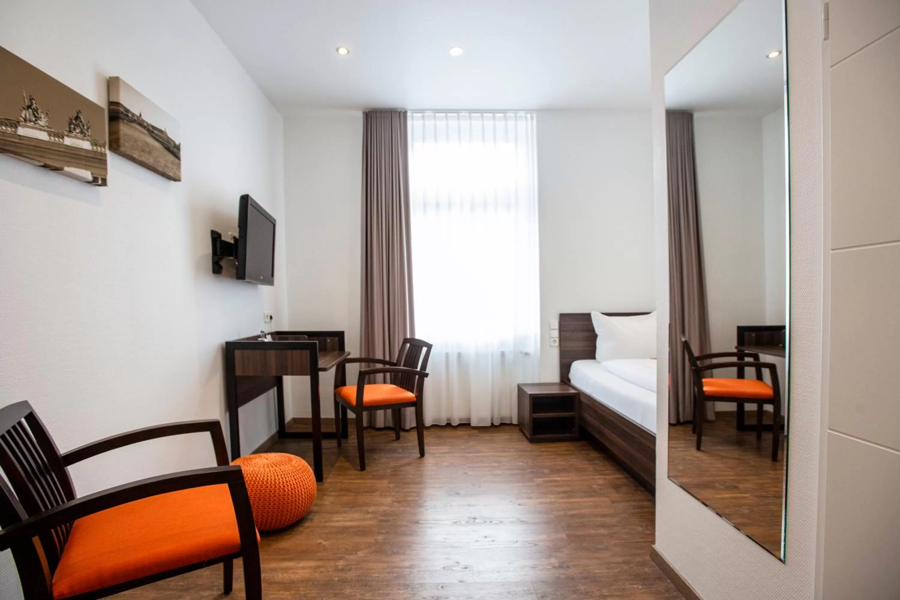 sevenDays Hotel Karlsruhe