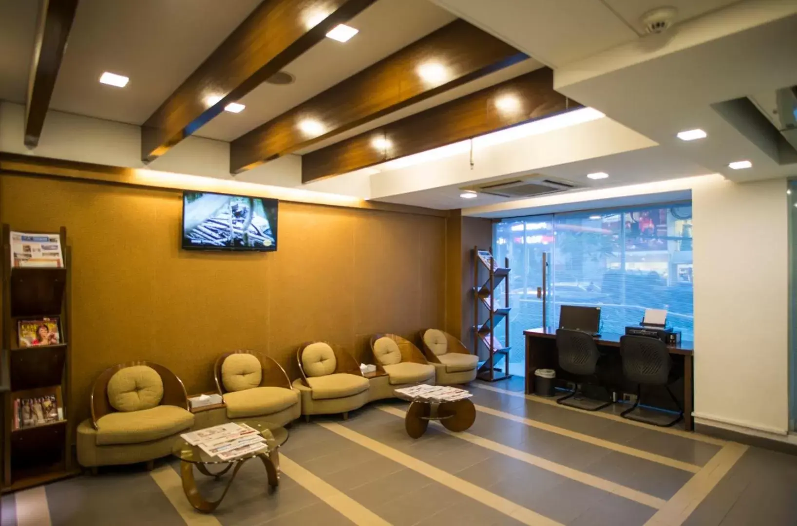 Lobby or reception in Platinum Grand Lobby or reception in Platinum Grand