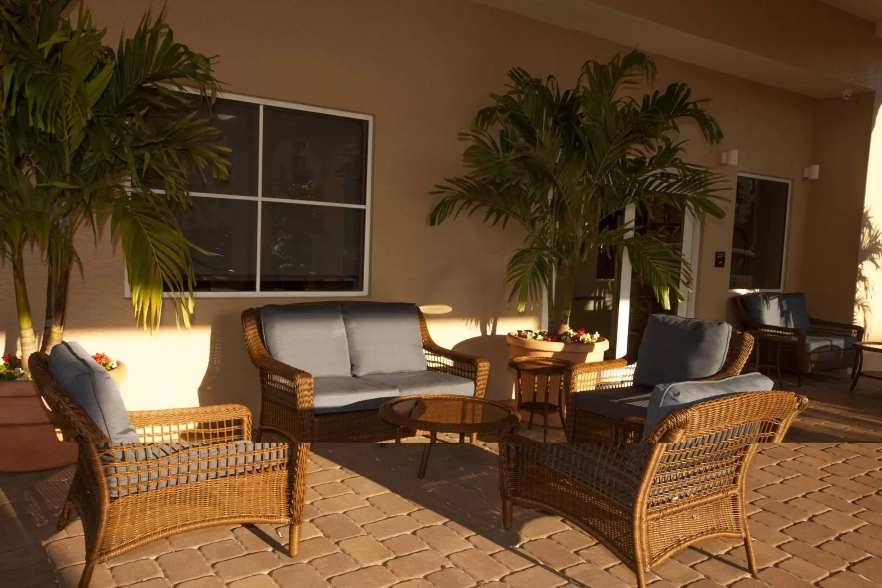 Property building, Seating Area in TownePlace Suites by Marriott Boynton Beach
