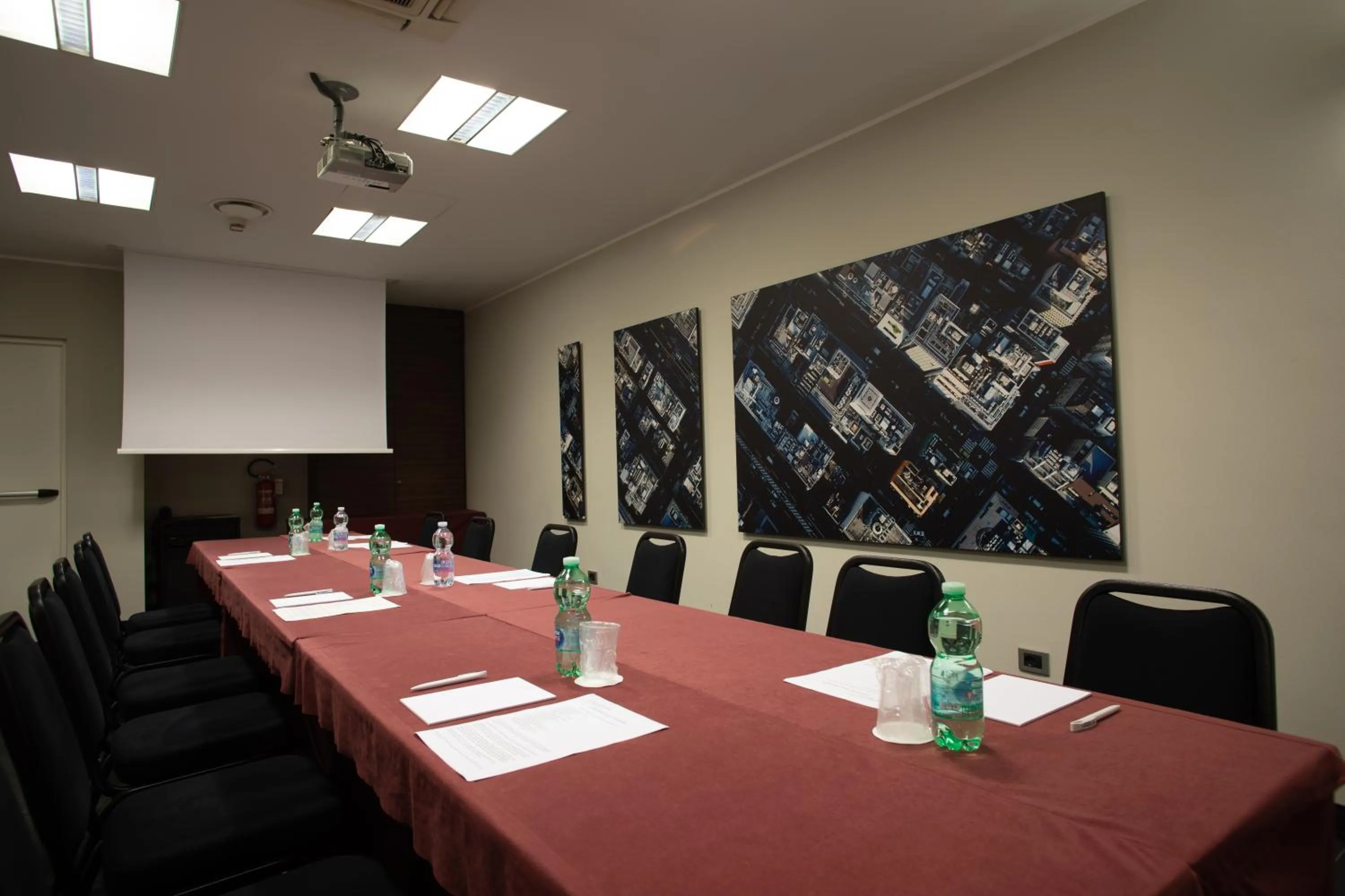 Meeting/conference room in Best Western Plus Hotel Monza e Brianza Palace