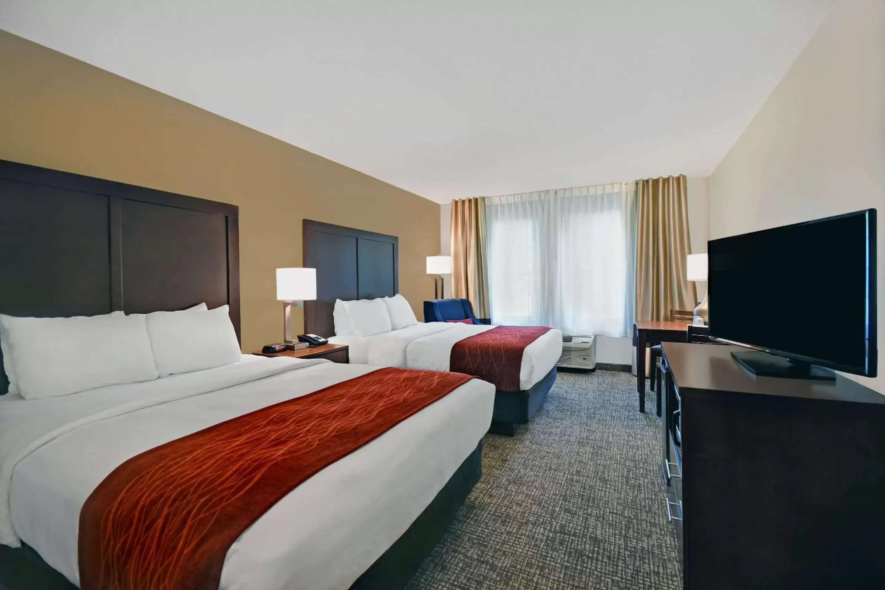 Photo of the whole room, Bed in Comfort Inn & Suites Wilton Photo of the whole room, Bed in Comfort Inn & Suites Wilton