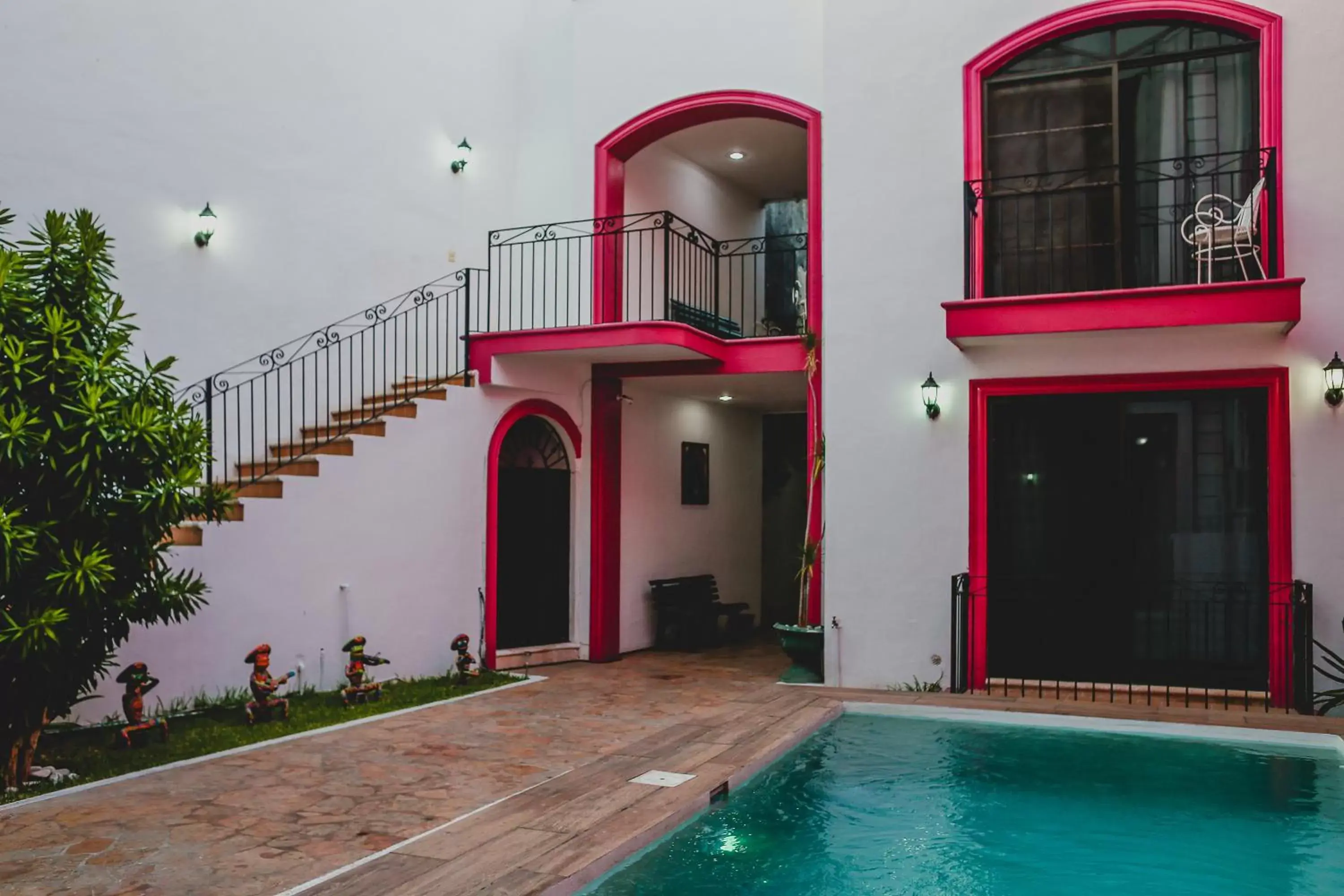 Swimming pool, Property Building in Hotel Gran Centenario