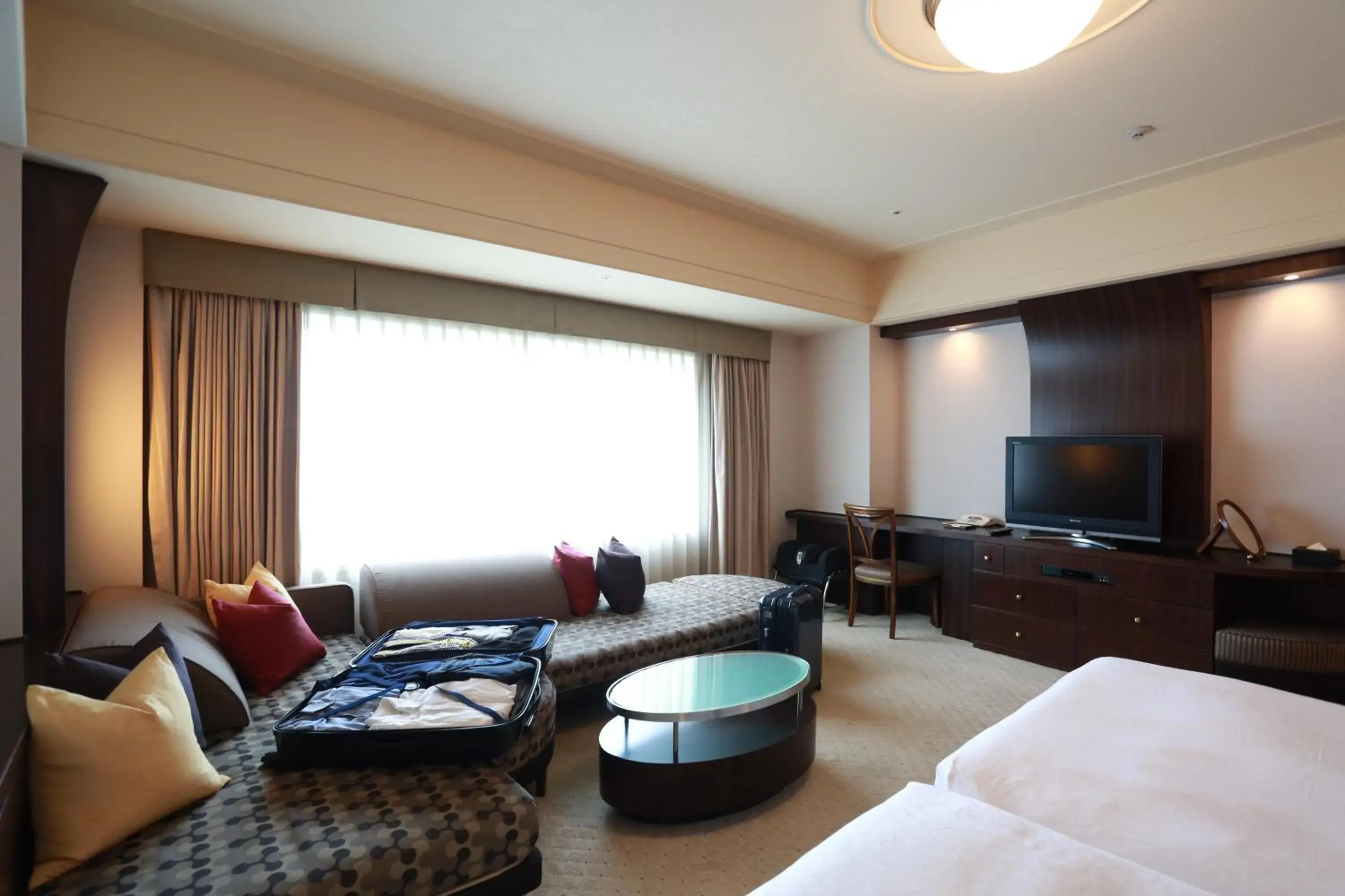 Photo of the whole room, Lounge/Bar in Urayasu Brighton Hotel Tokyo Bay
