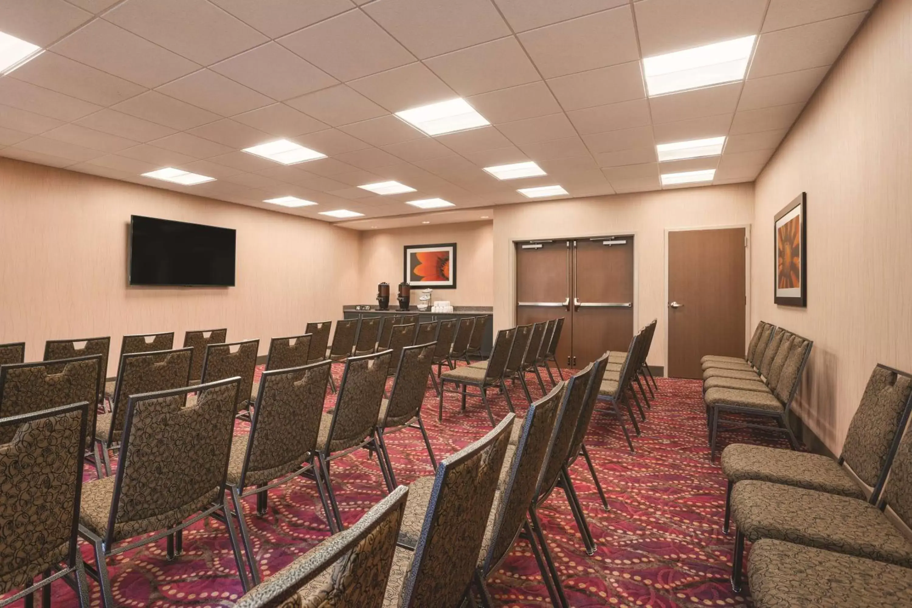 Meeting/conference room in Homewood Suites by Hilton Ankeny