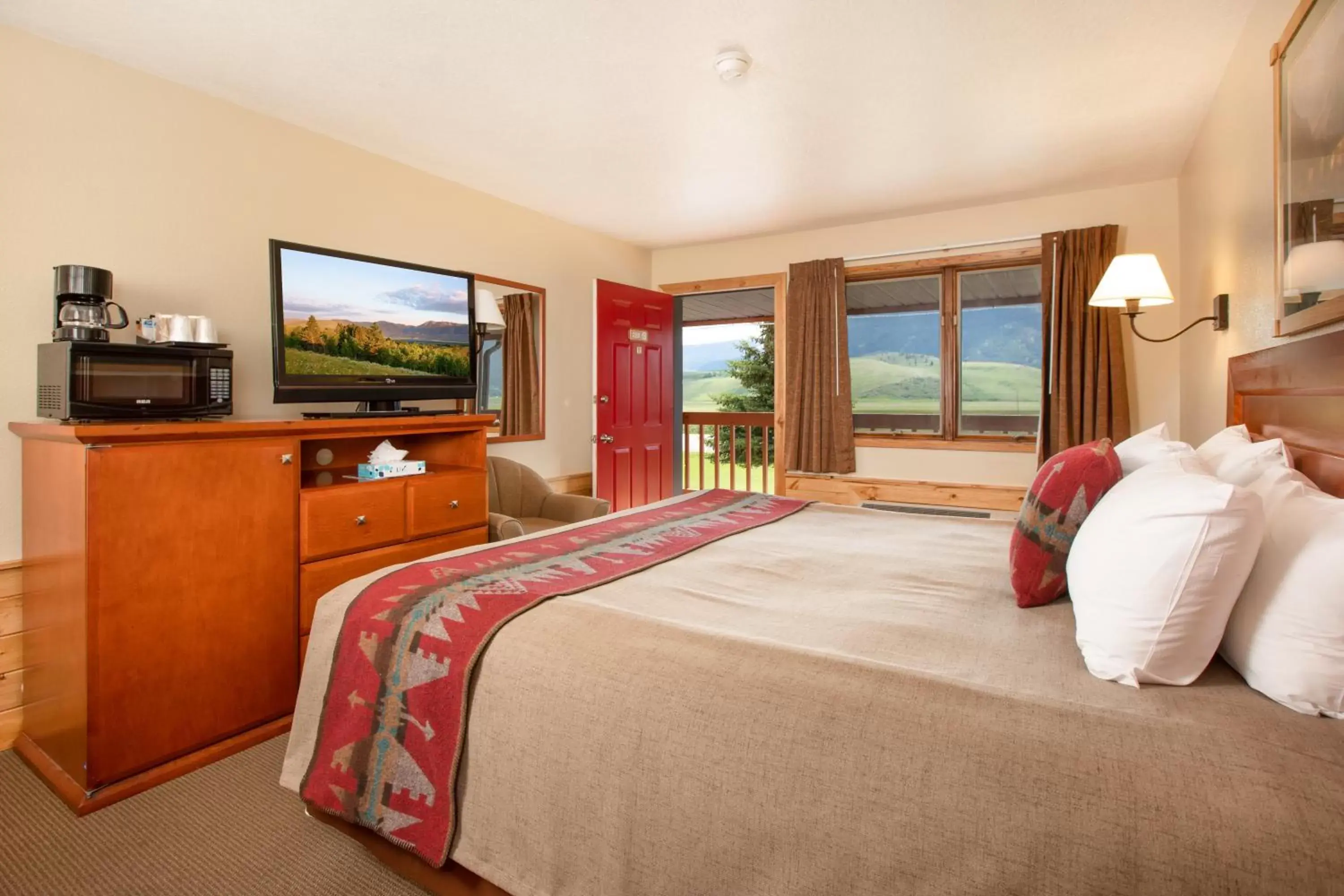 King Room in Flat Creek Inn King Room in Flat Creek Inn