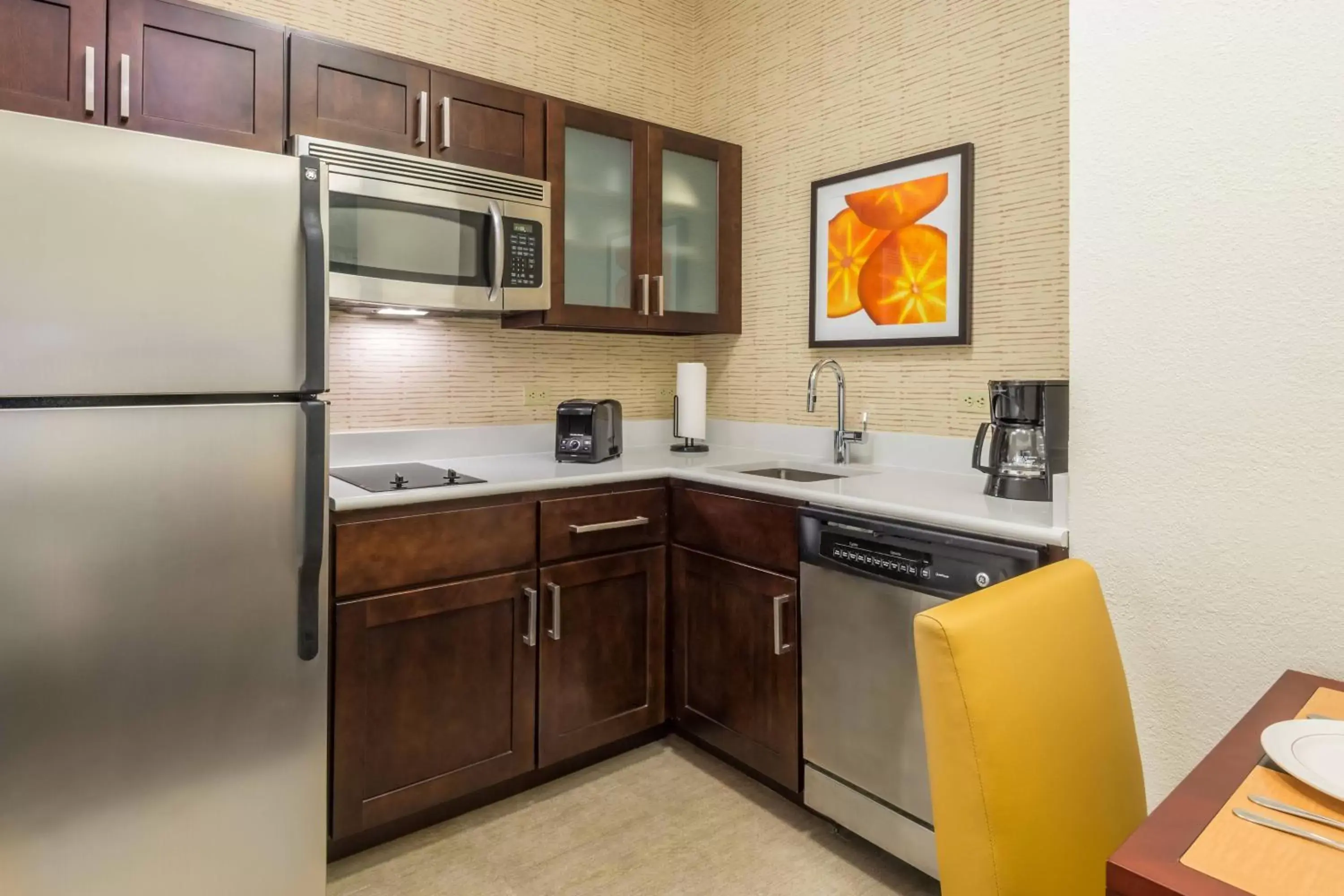 Kitchen or kitchenette, Kitchen/Kitchenette in Residence Inn Chattanooga Downtown