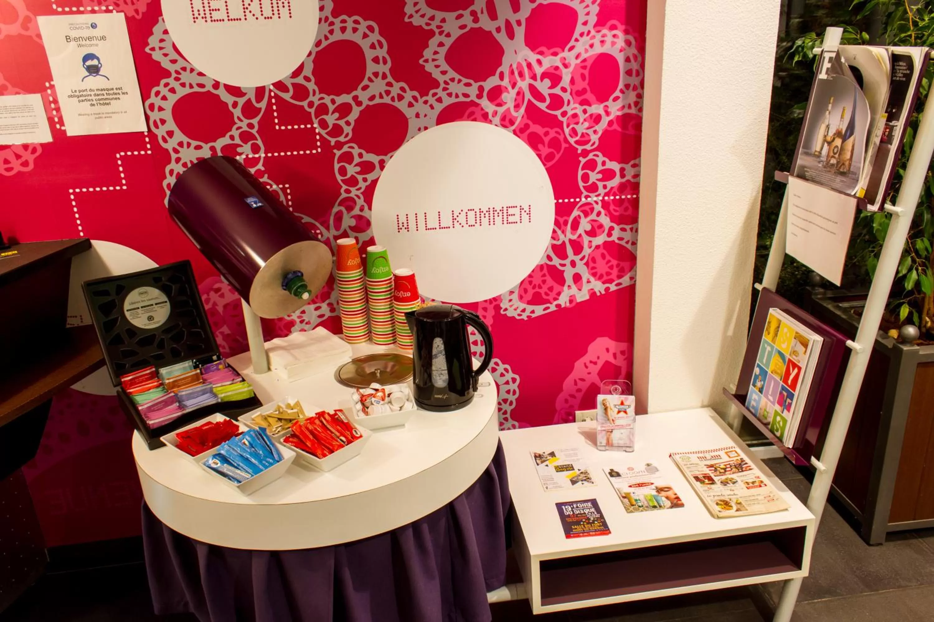 Coffee/tea facilities in ibis Styles Bethune Bruay la Buissière