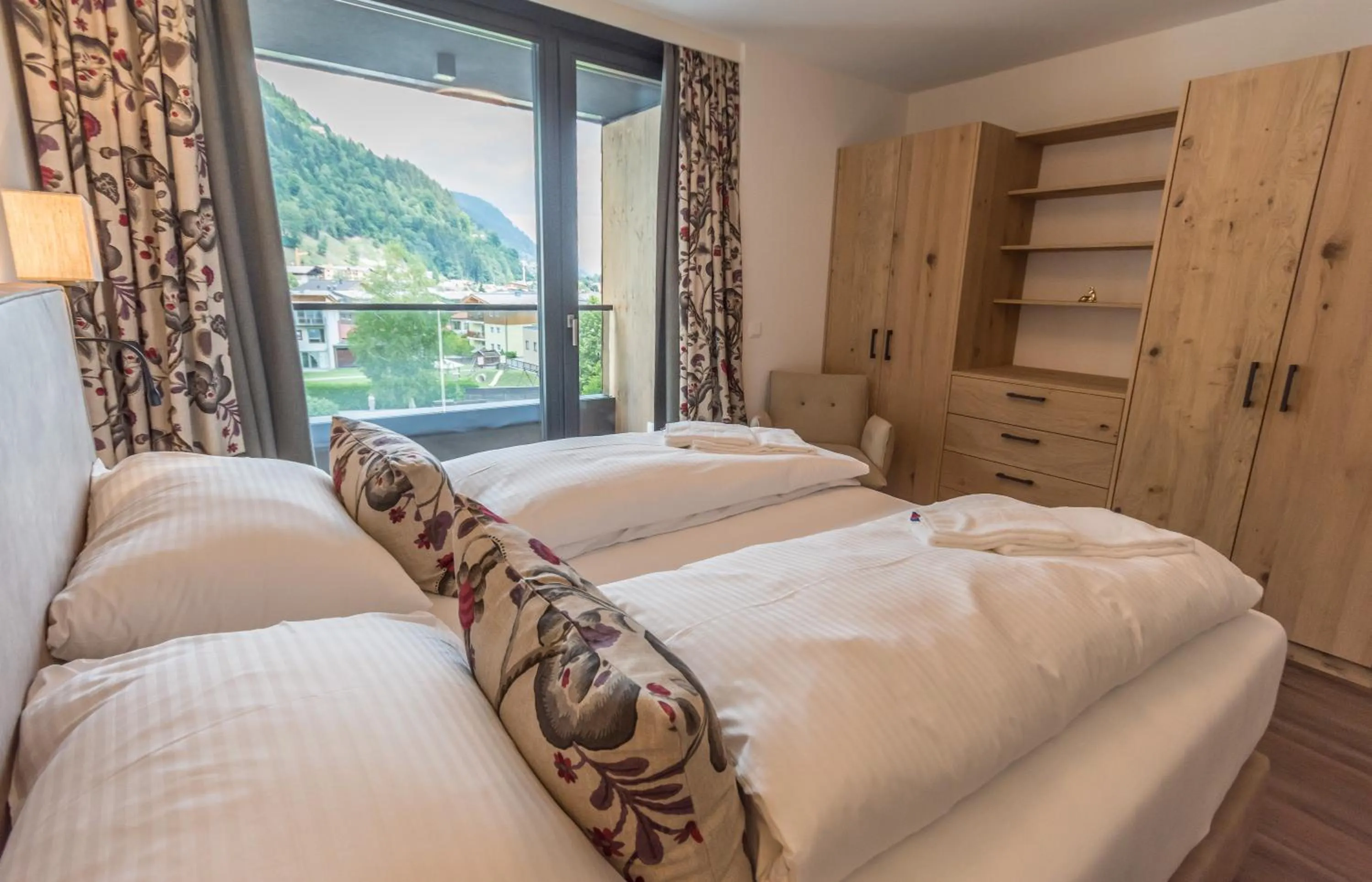 Bedroom, Bed in Schönblick Residence - Absolut Alpine Apartments