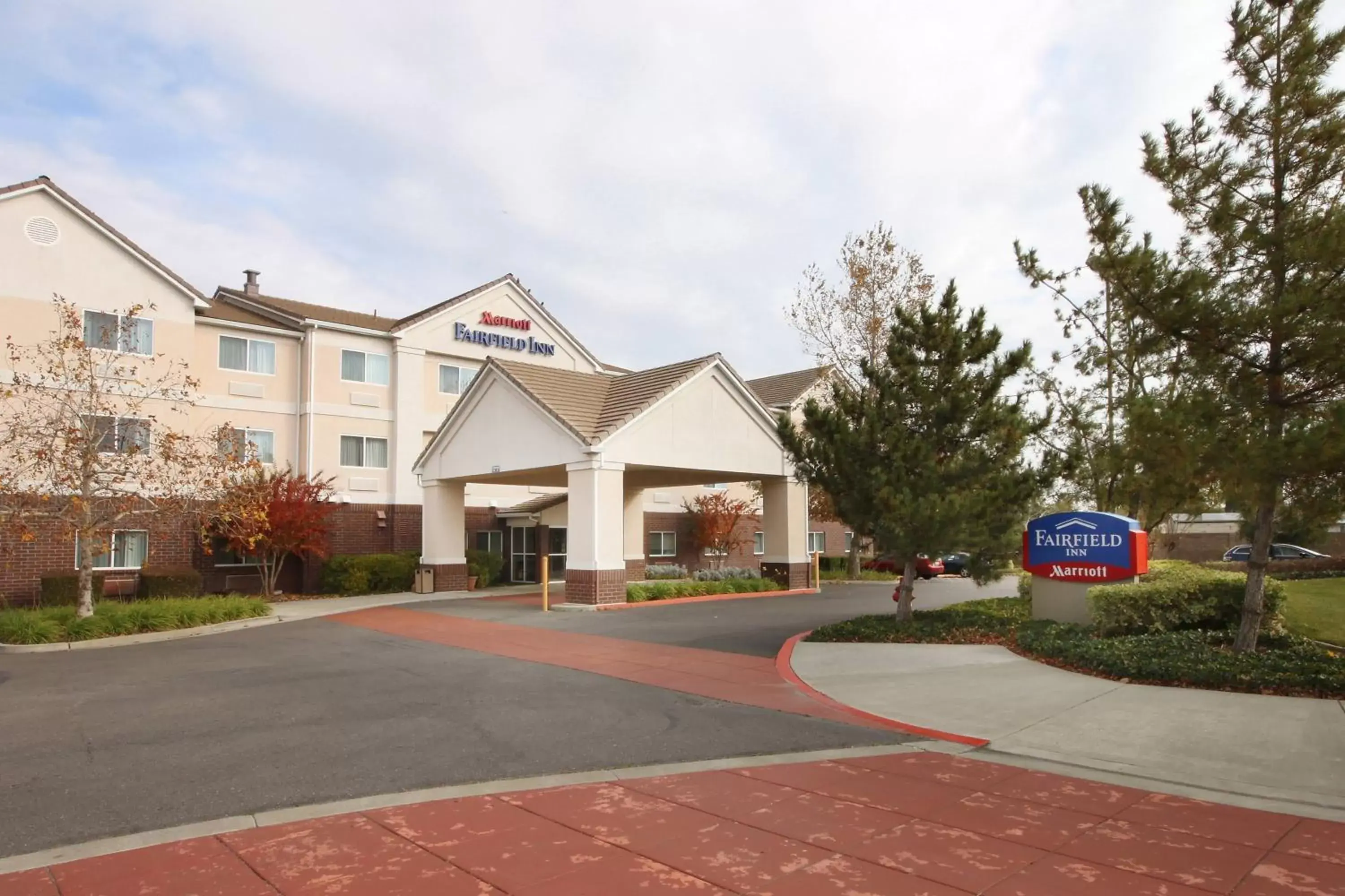 Property Building in Fairfield Inn Vacaville