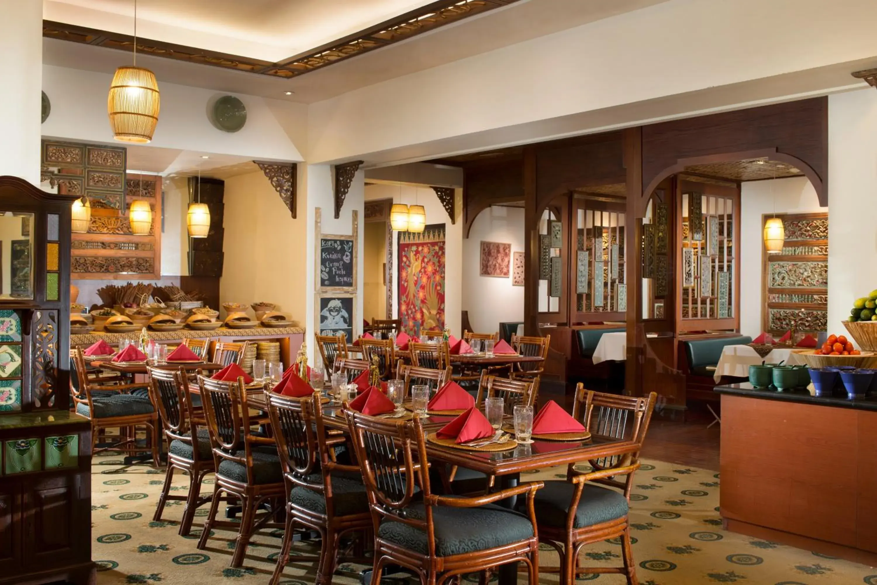 Restaurant/places to eat in Bumi Surabaya City Resort Restaurant/places to eat in Bumi Surabaya City Resort