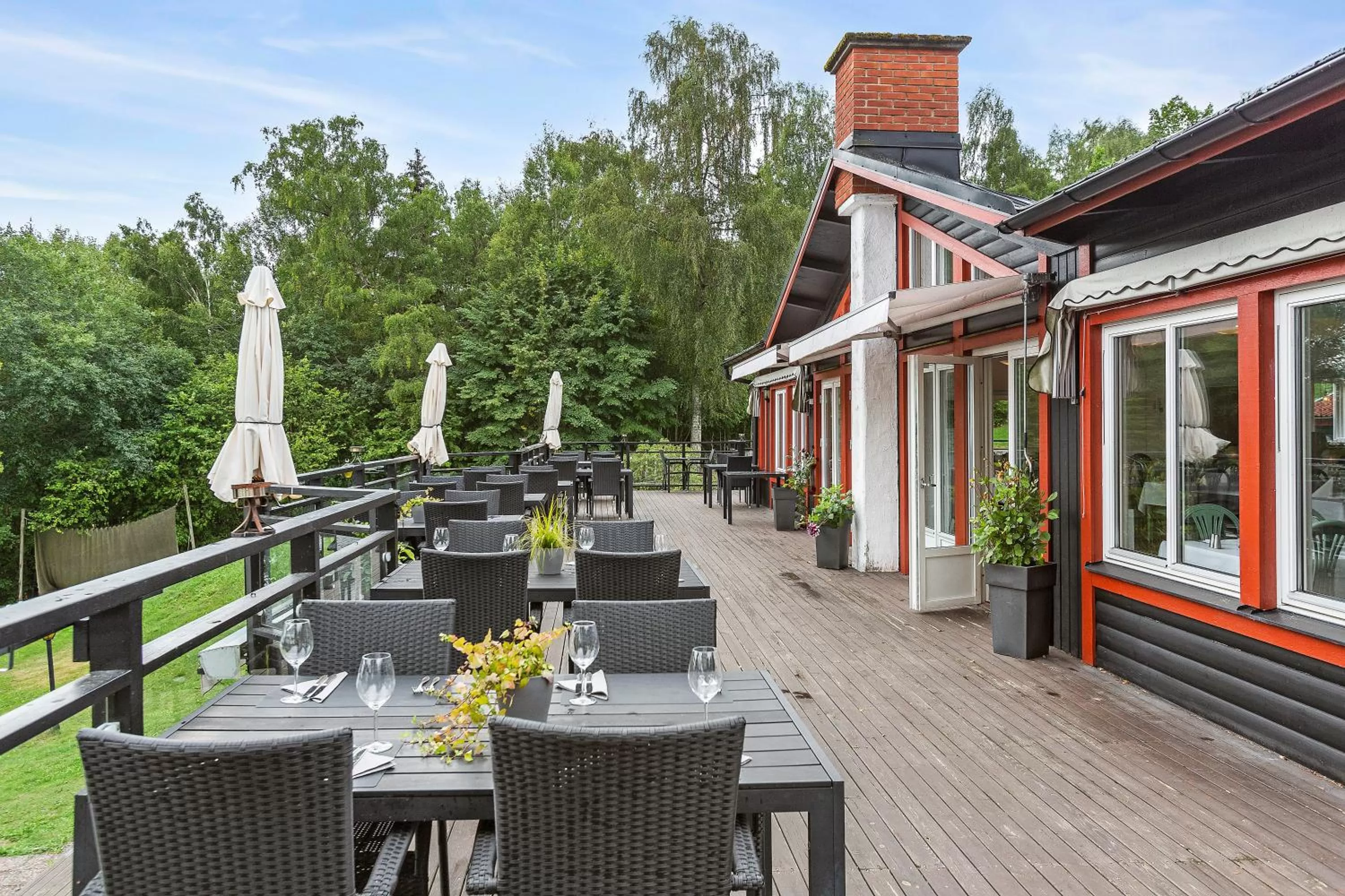 Patio in Hotel Ullinge