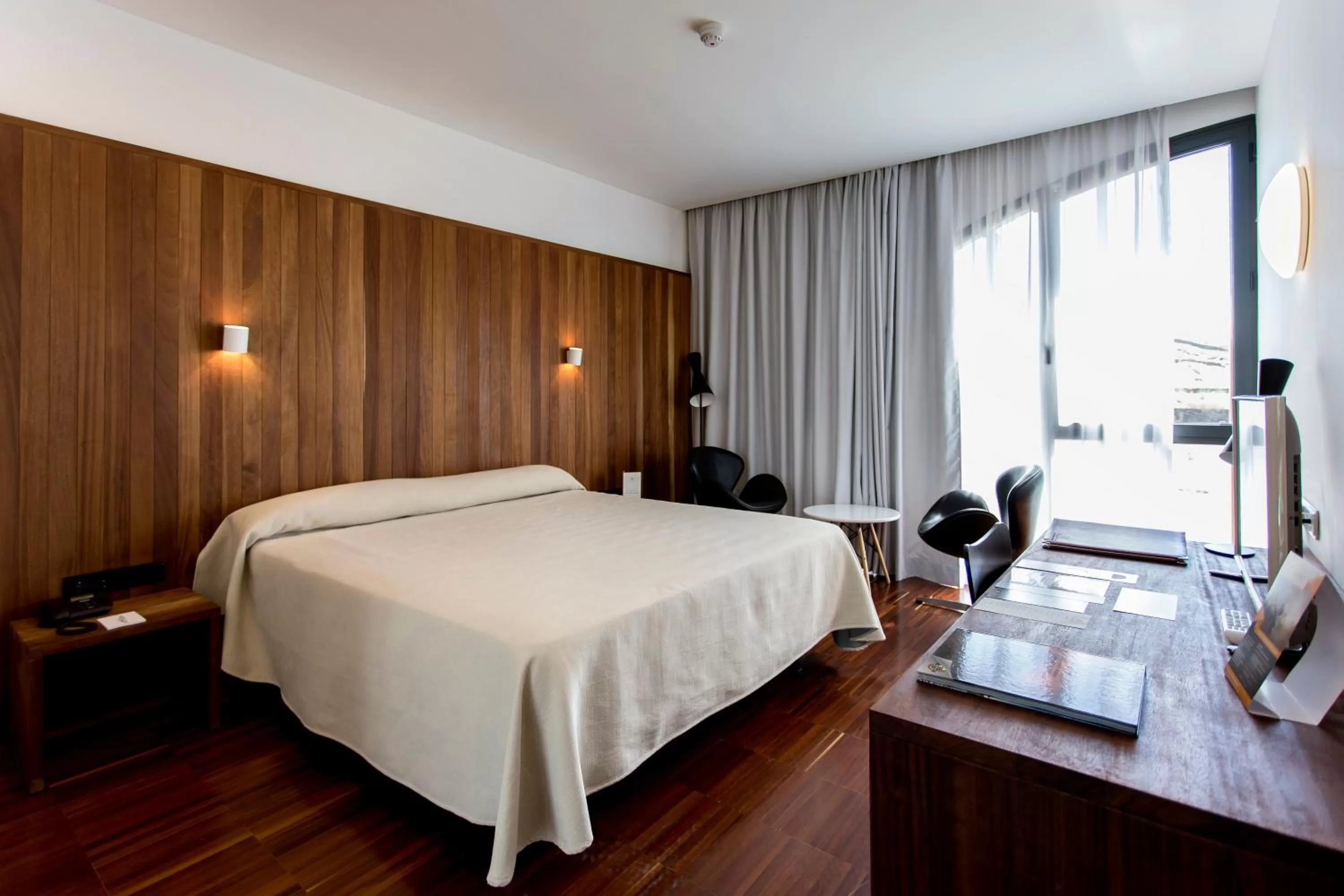 View (from property/room), Bed in Hotel Conventual de Alcántara