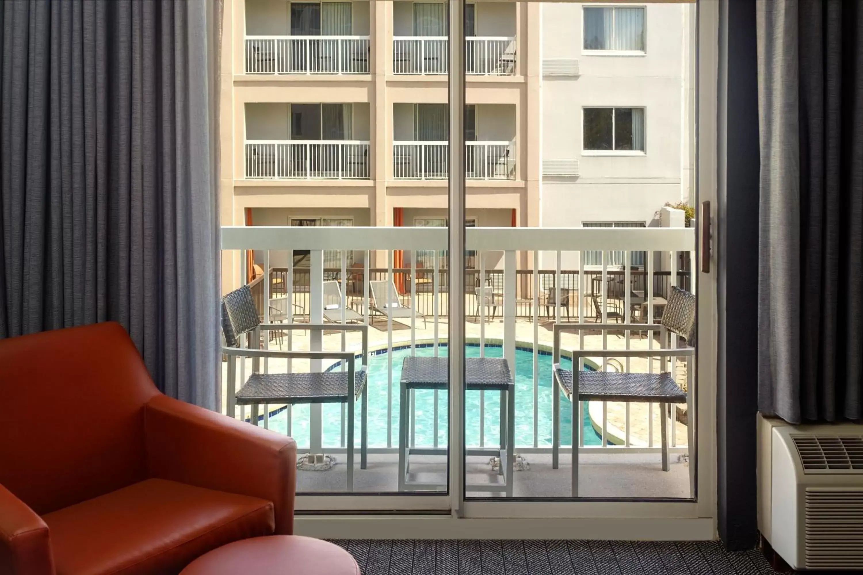 Photo of the whole room, Pool View in Courtyard by Marriott Myrtle Beach Broadway