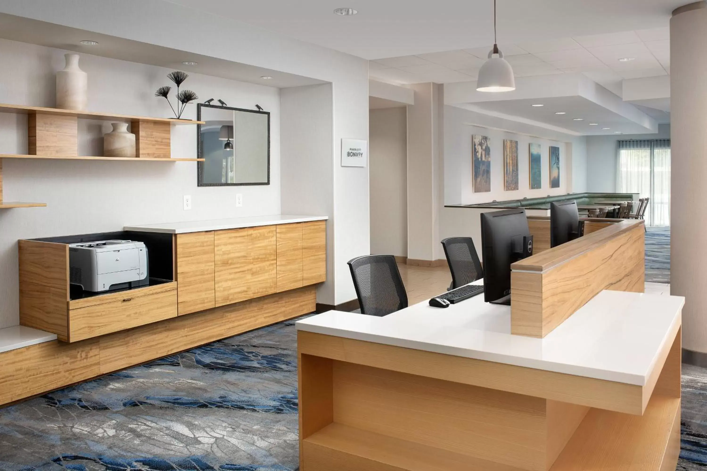 Business facilities in Fairfield Inn & Suites Baltimore BWI Airport