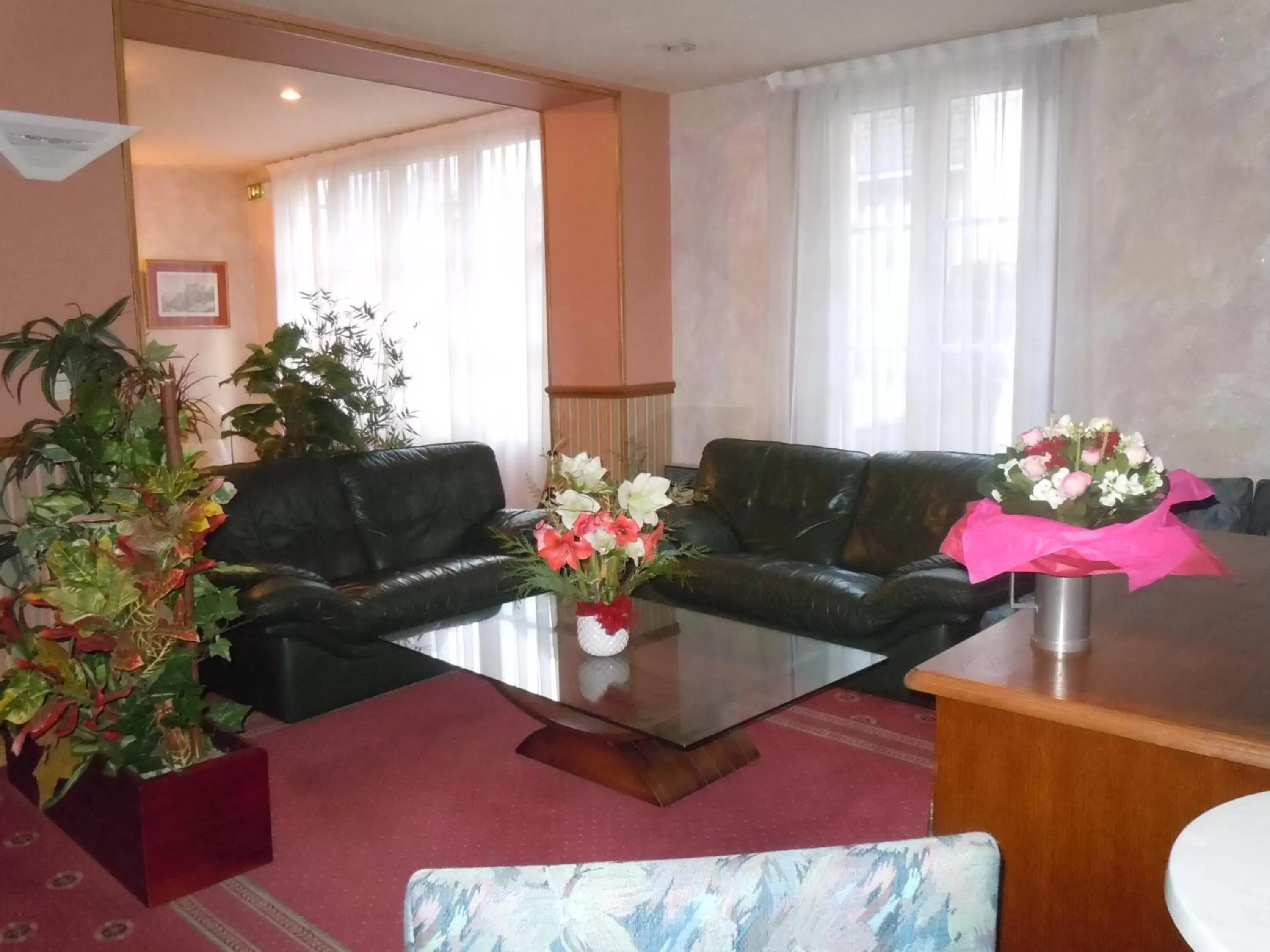 Living room, Lobby/Reception in La Croix Blanche