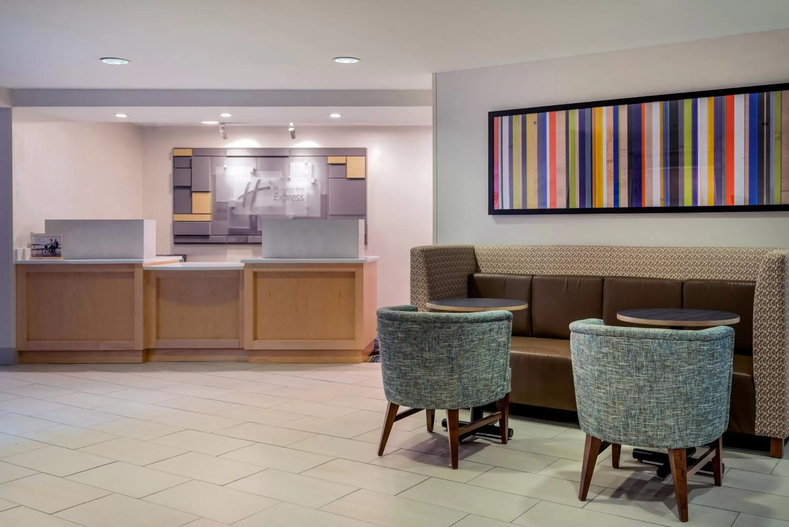 Property building, Lobby/Reception in Holiday Inn Express Chapel Hill, an IHG Hotel