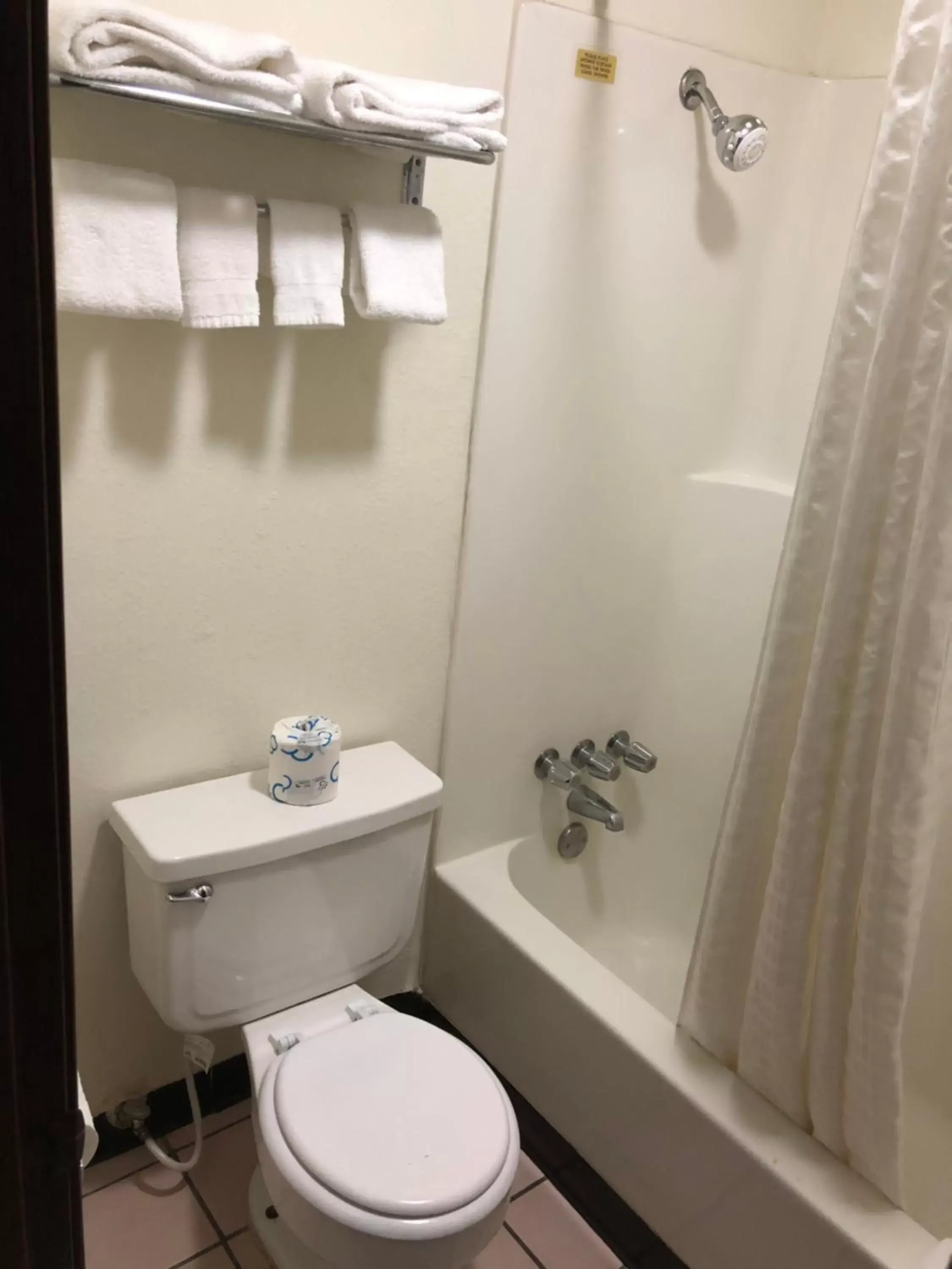 Bathroom in Rexdale Inn