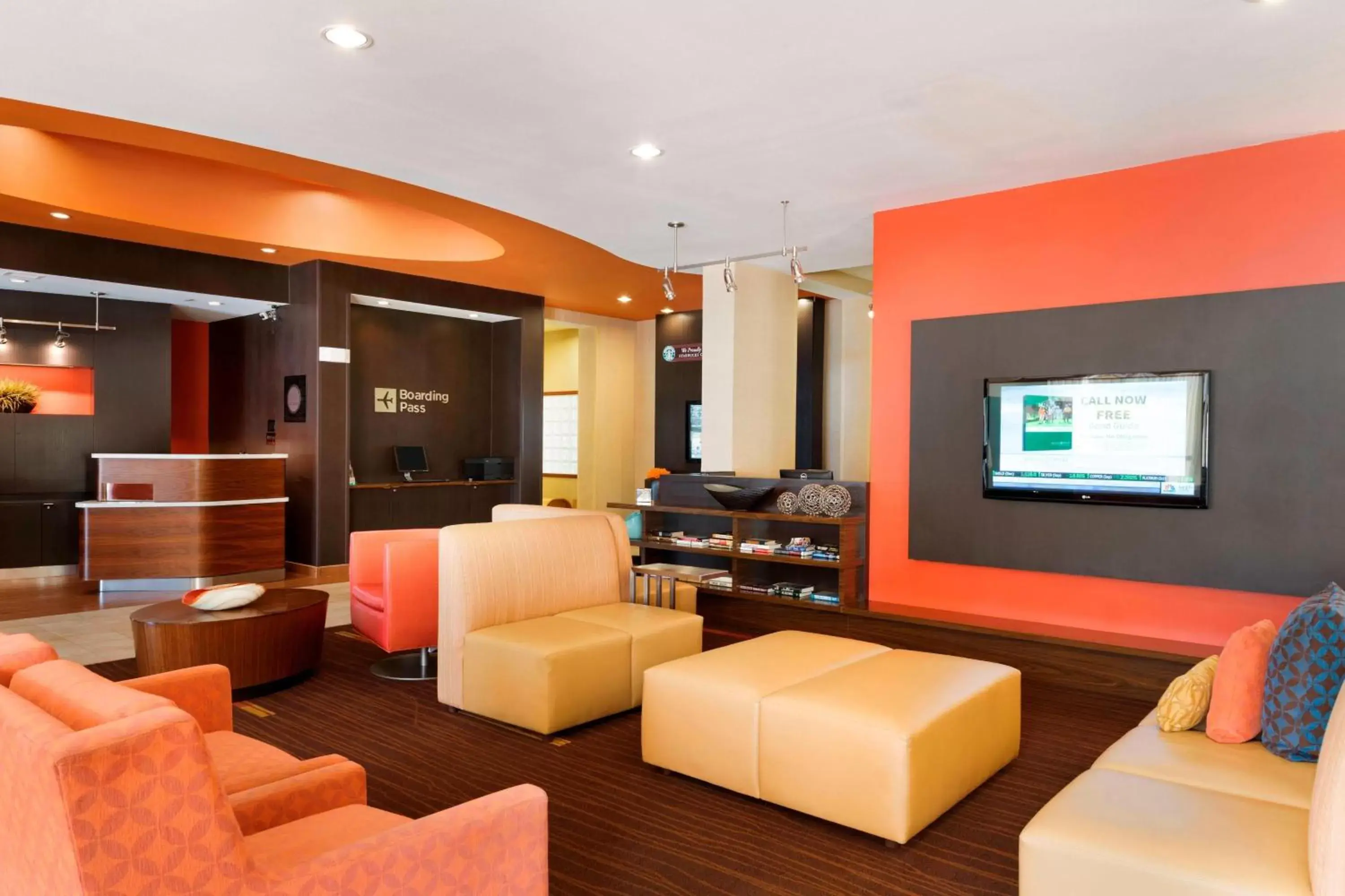 Lobby or reception, Seating Area in Courtyard by Marriott Peoria