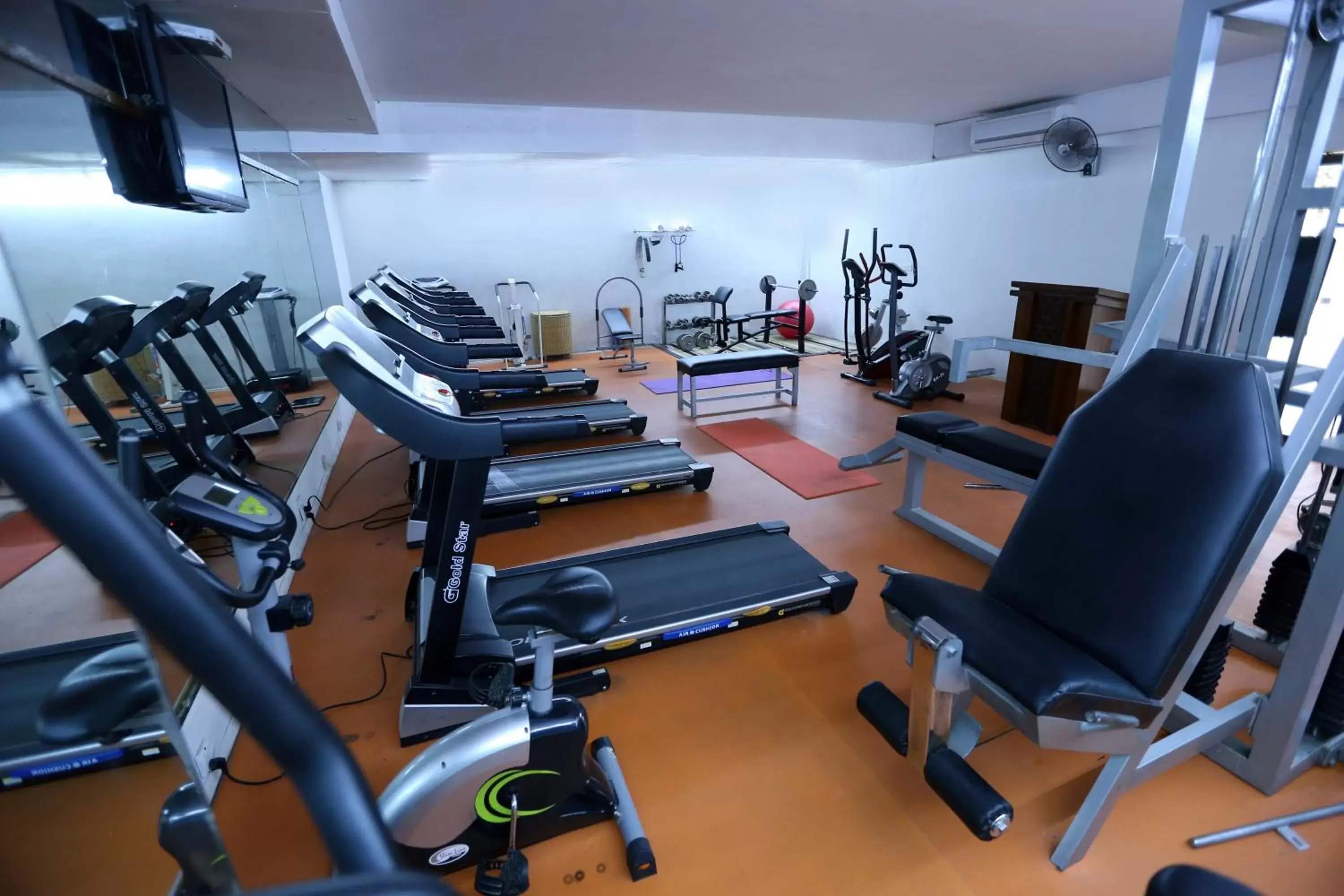 Massage, Fitness Center/Facilities in Ramada by Wyndham Multan