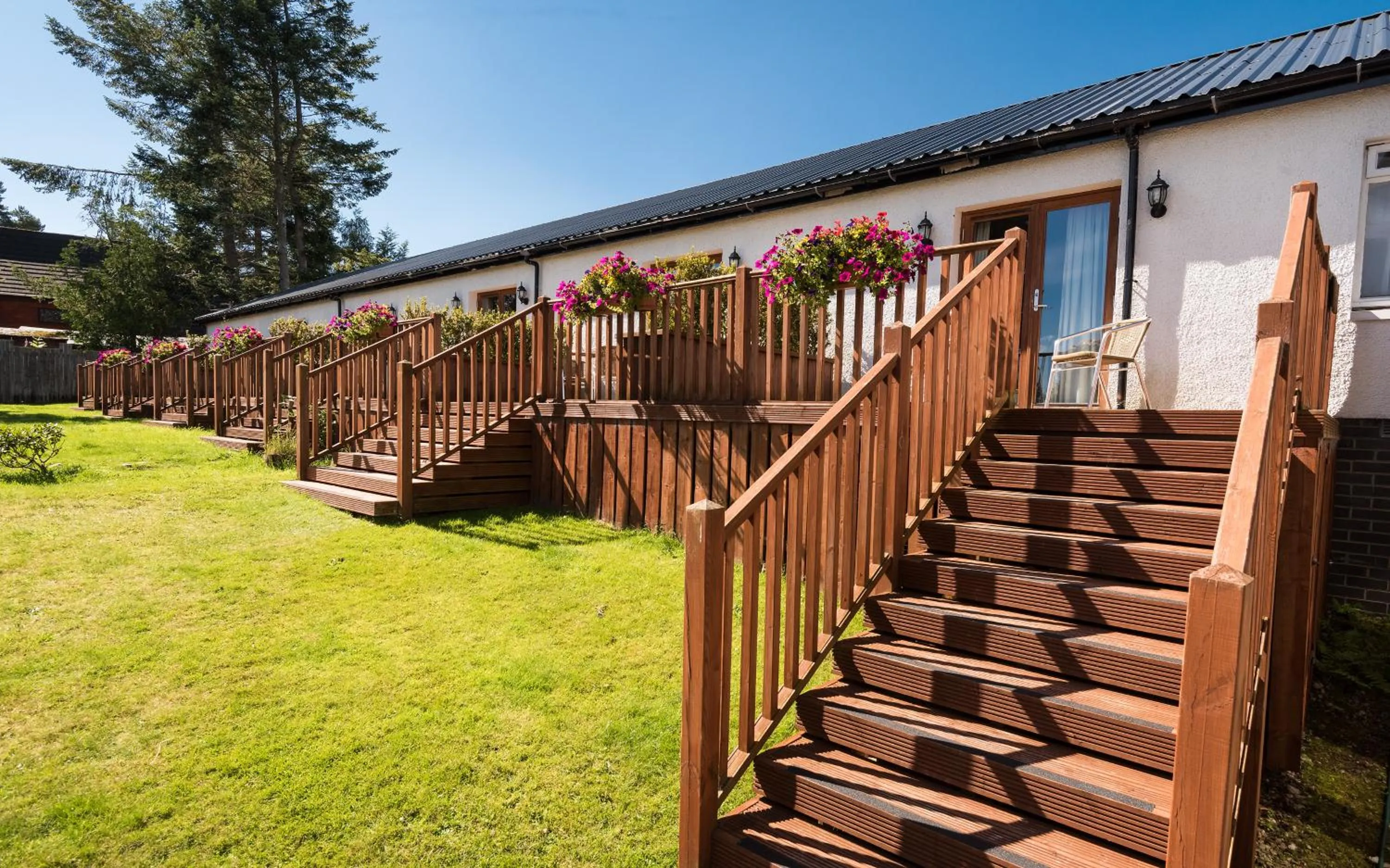 Garden in Boat Country Inn and Restaurant