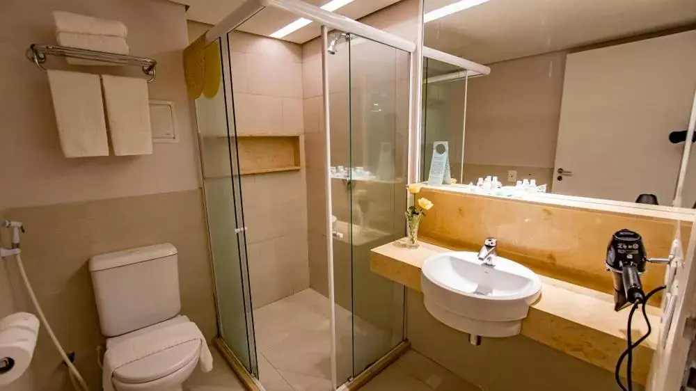 Bathroom in Hotel Beira Mar