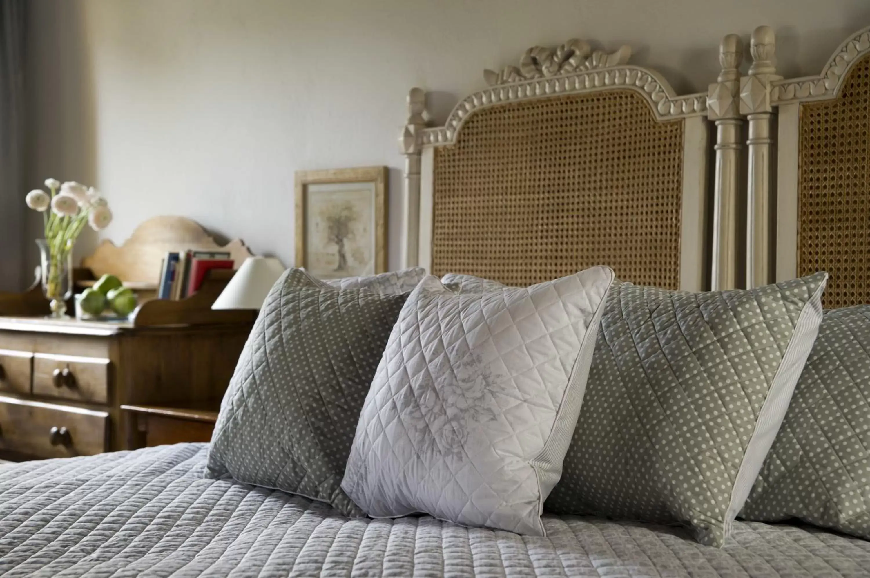 Decorative detail, Bed in Il Relais dell'Abbazia