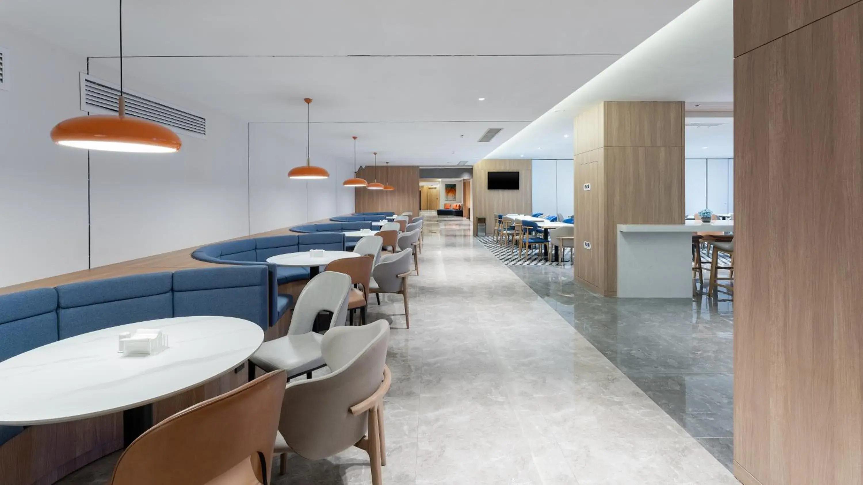 Restaurant/places to eat in Holiday Inn Express Kunming Panlong by IHG Restaurant/places to eat in Holiday Inn Express Kunming Panlong by IHG