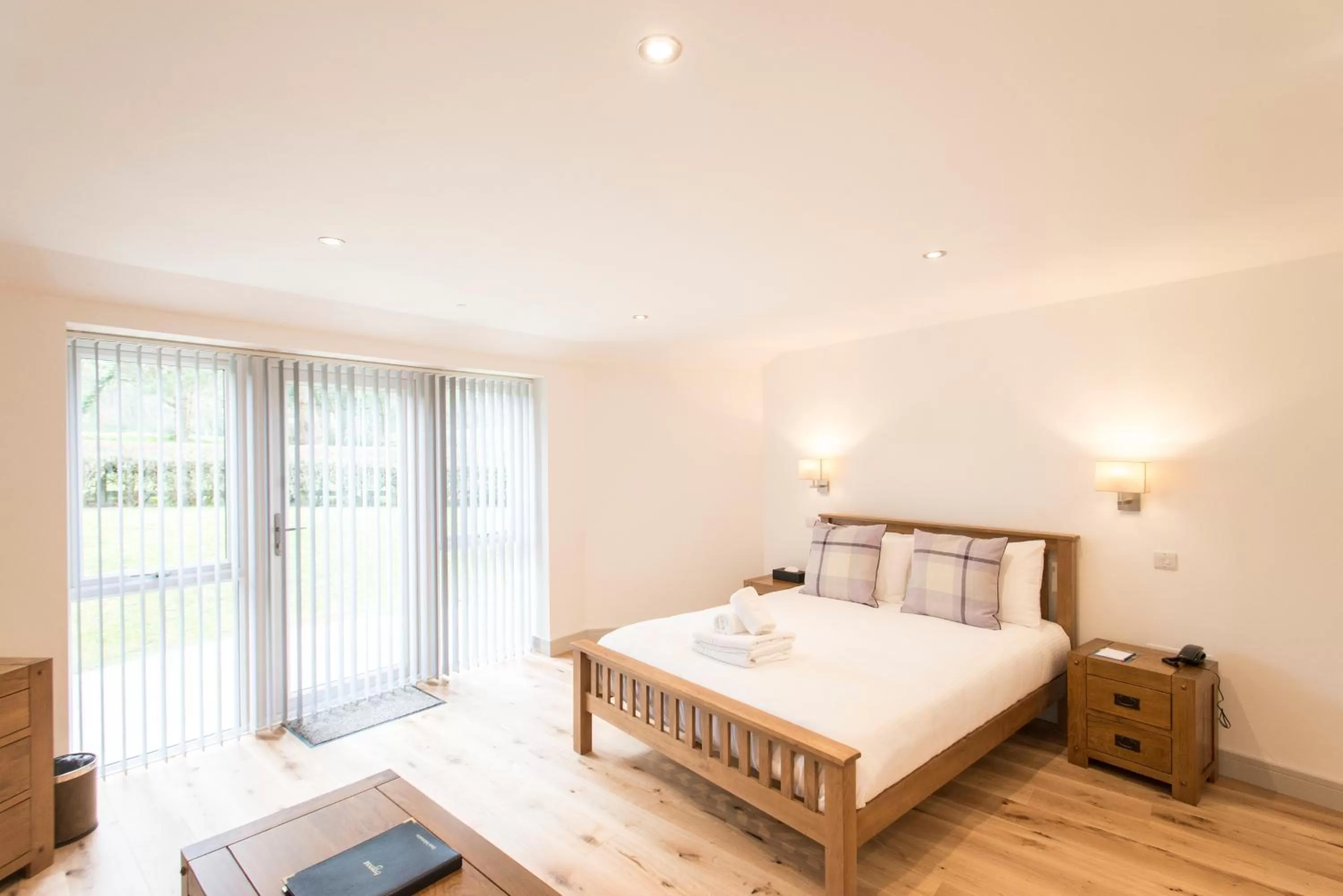 Bed in Tregenna Castle Resort