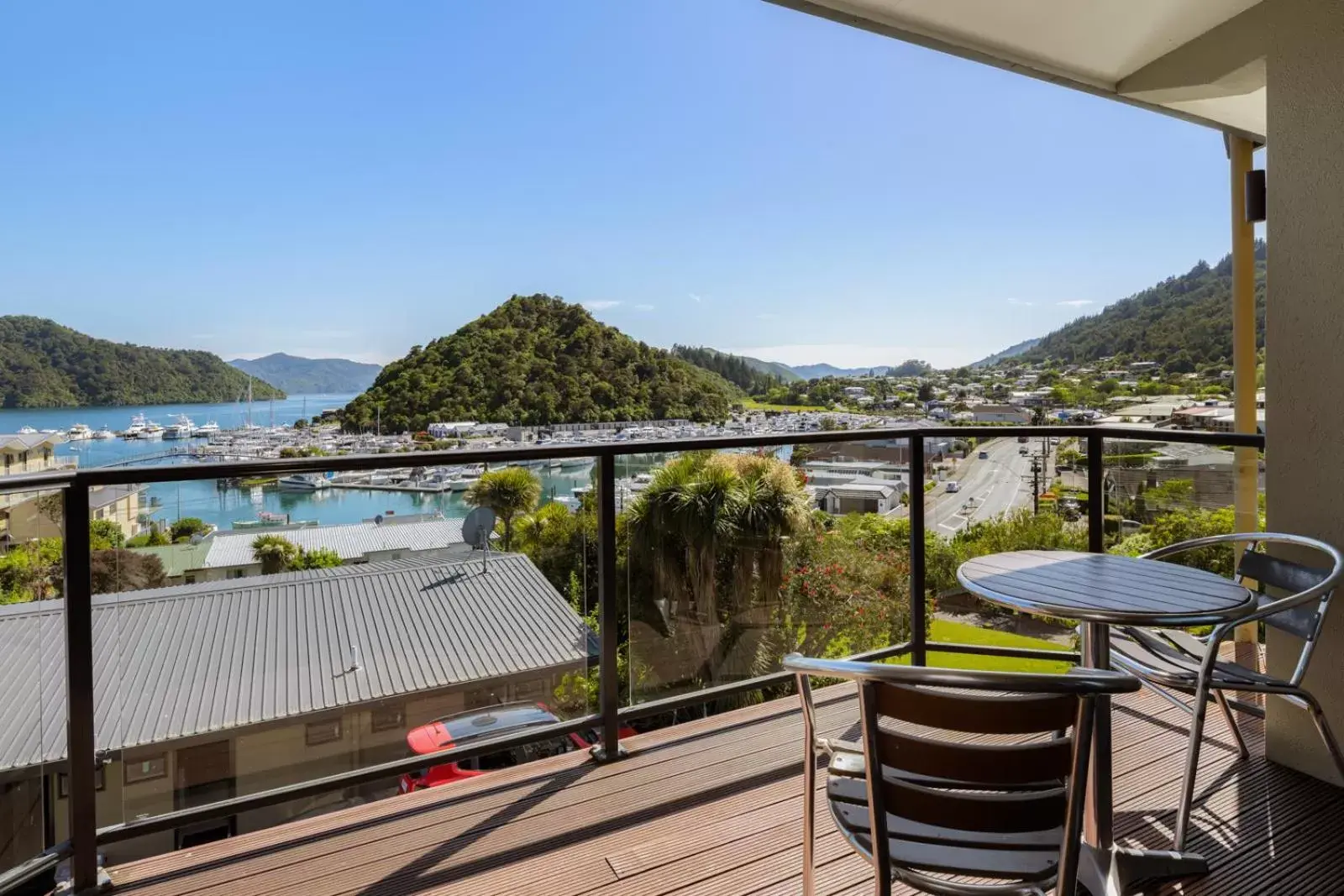 Balcony/Terrace in Harbour View Motel