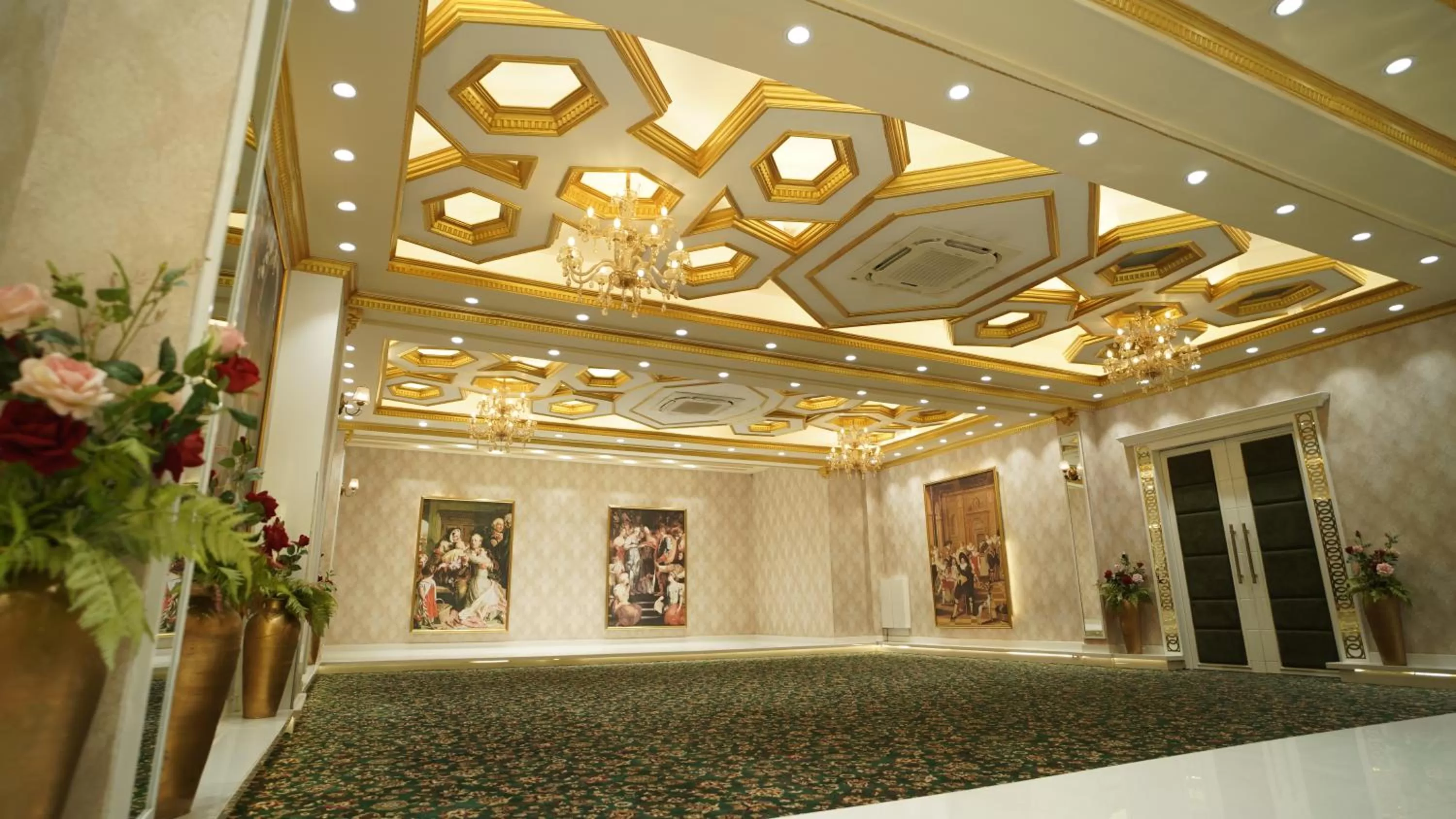 Banquet/Function facilities in Hotel Nikhil Regency