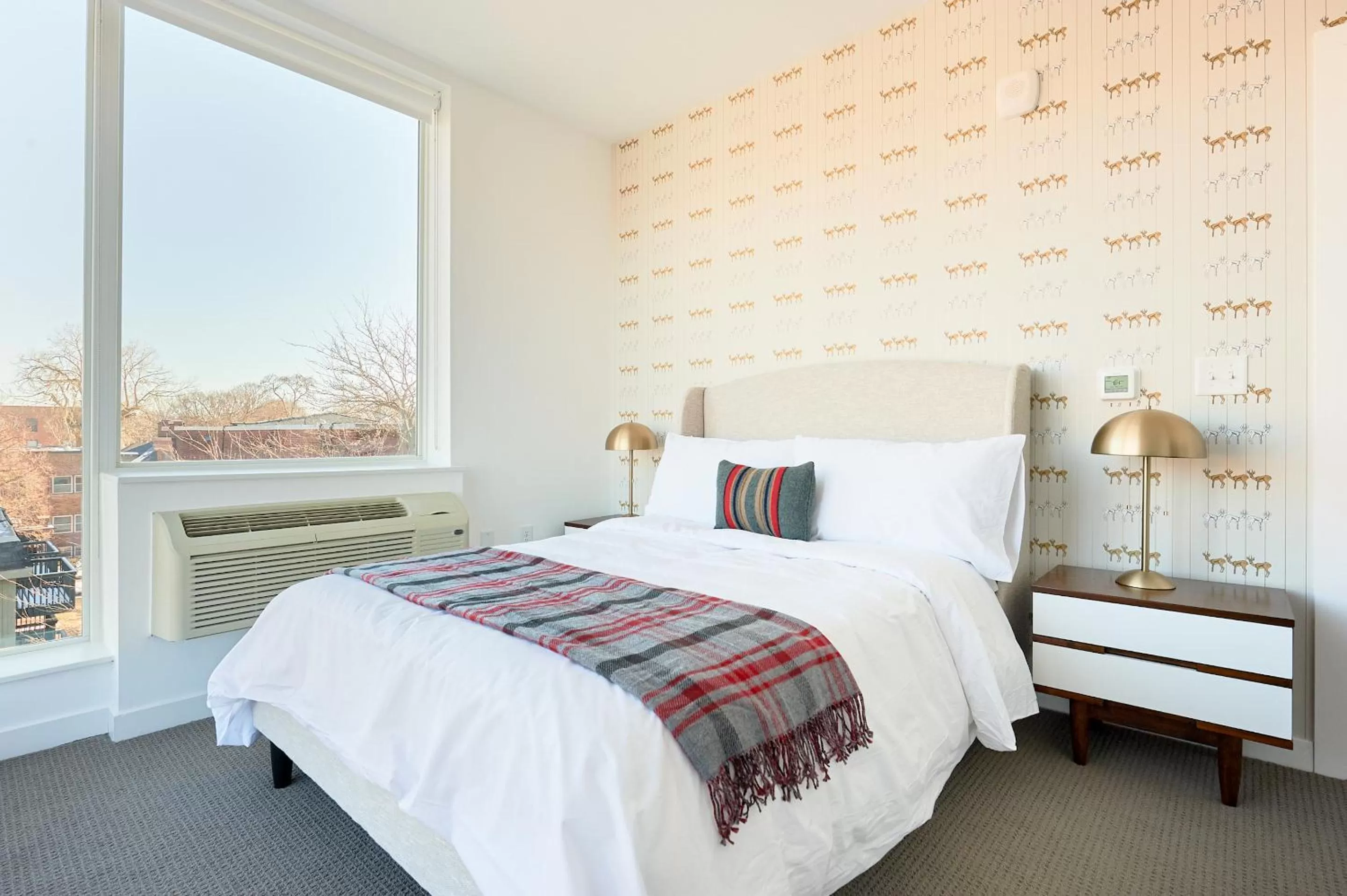 Living room, Bed in Sonder at MODI