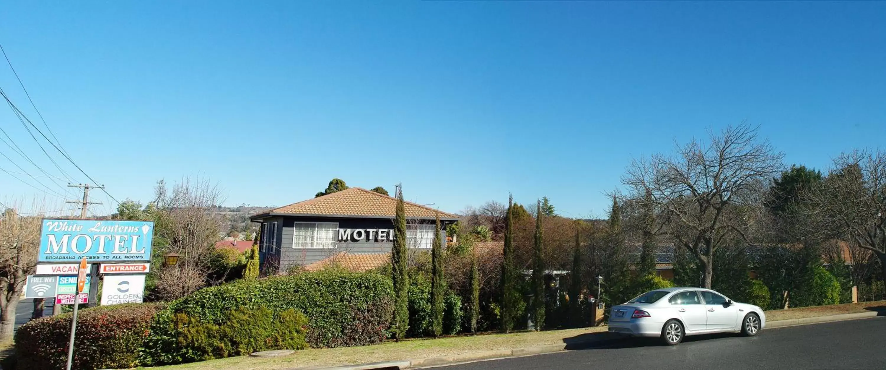 Day, Property Building in White Lanterns Motel