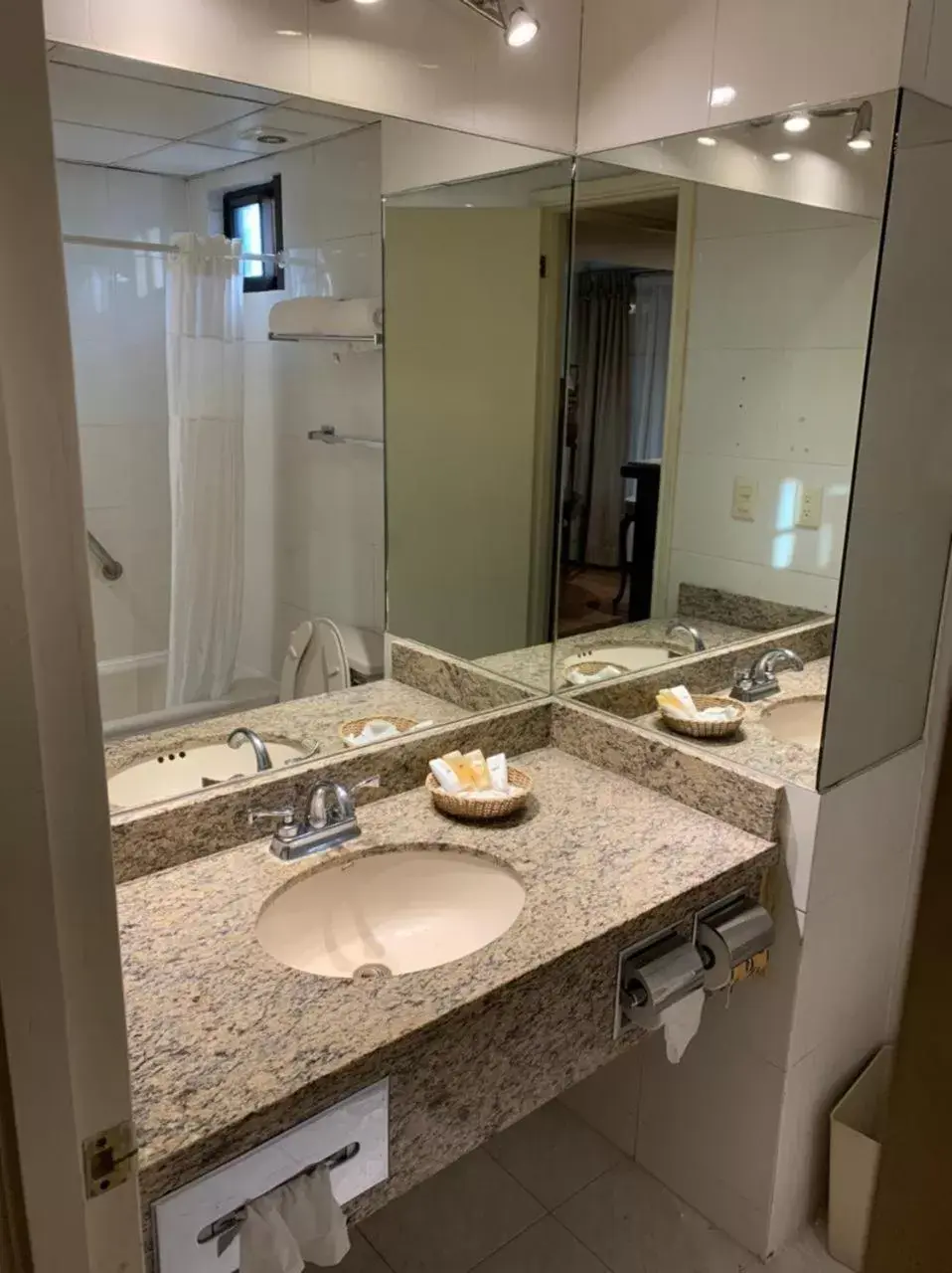 Bathroom in Rose Hotel