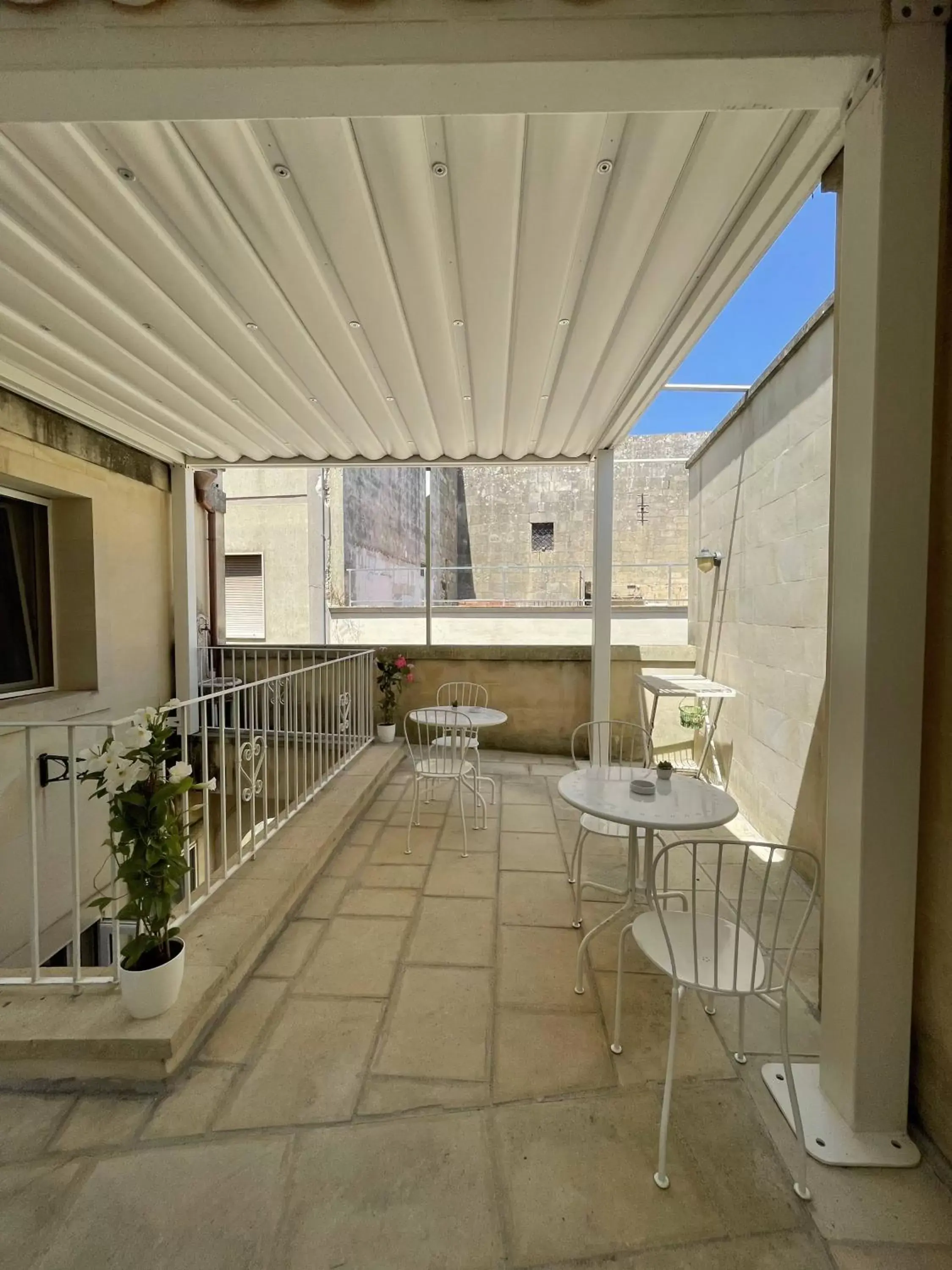 Balcony/Terrace in Book and Bed