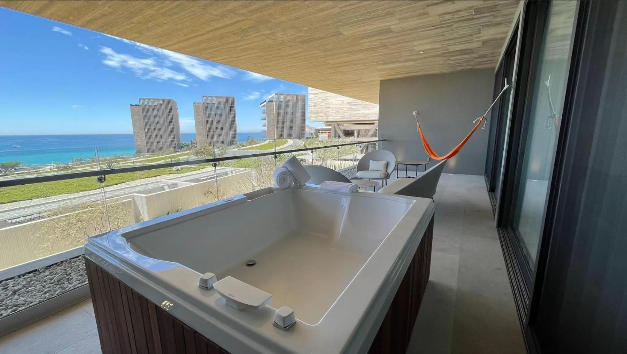 Hot Tub in Solaz, a Luxury Collection Resort, Los Cabos