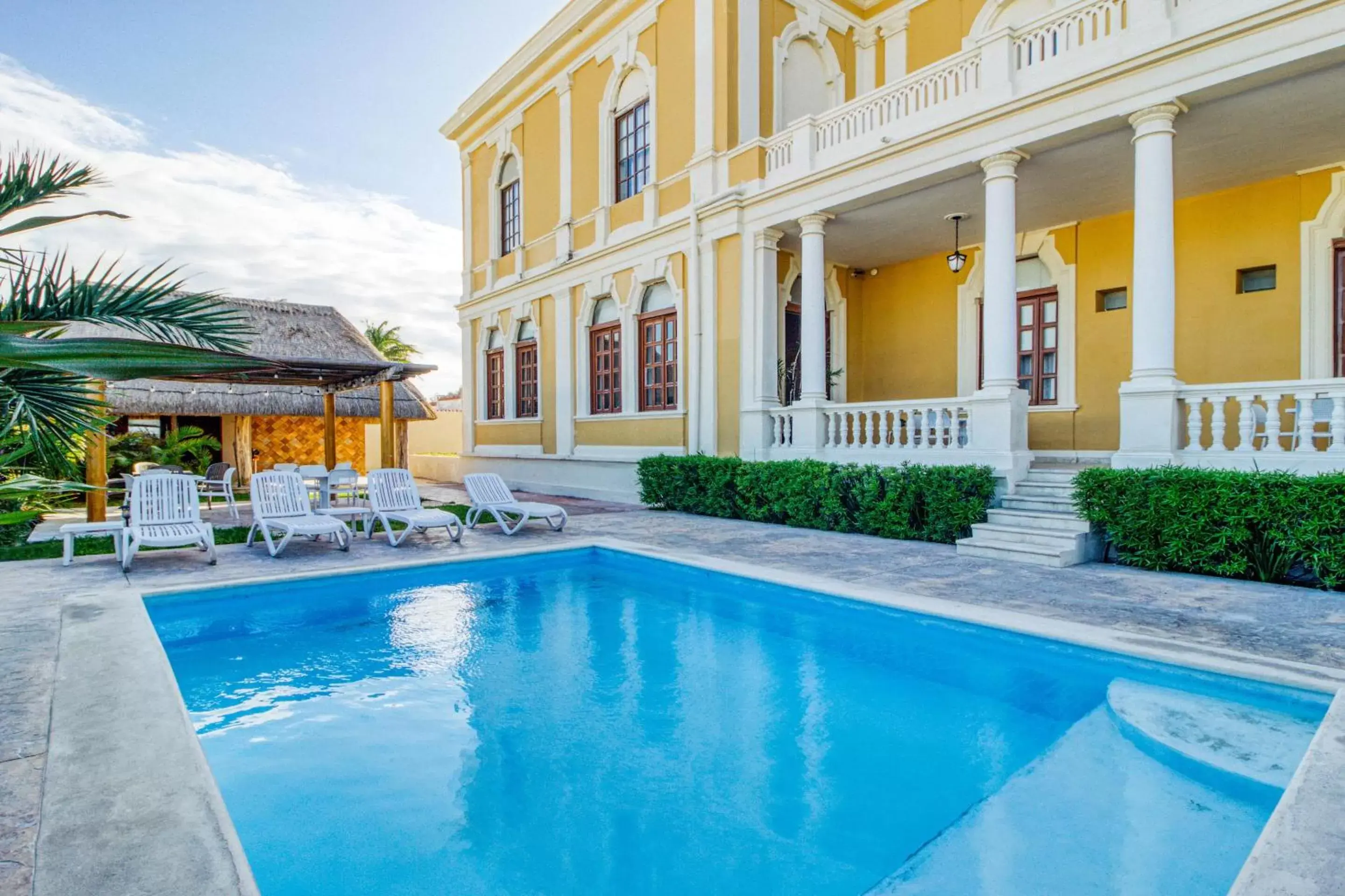 Swimming Pool in Tecnohotel Casa Villamar