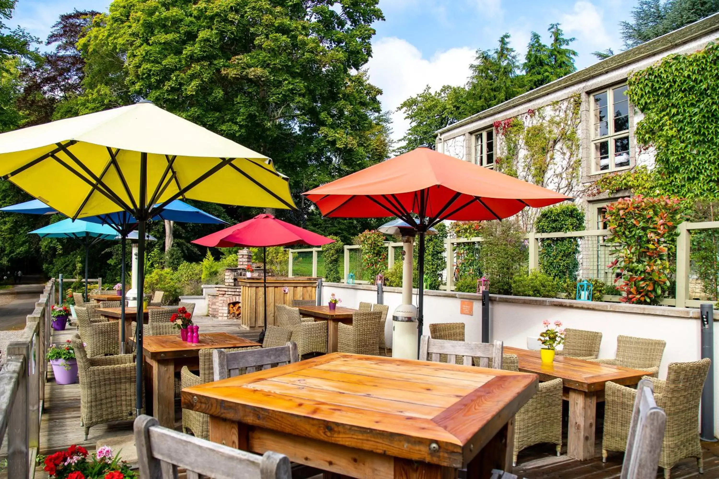 Patio, Restaurant/Places to Eat in Banchory Lodge Hotel