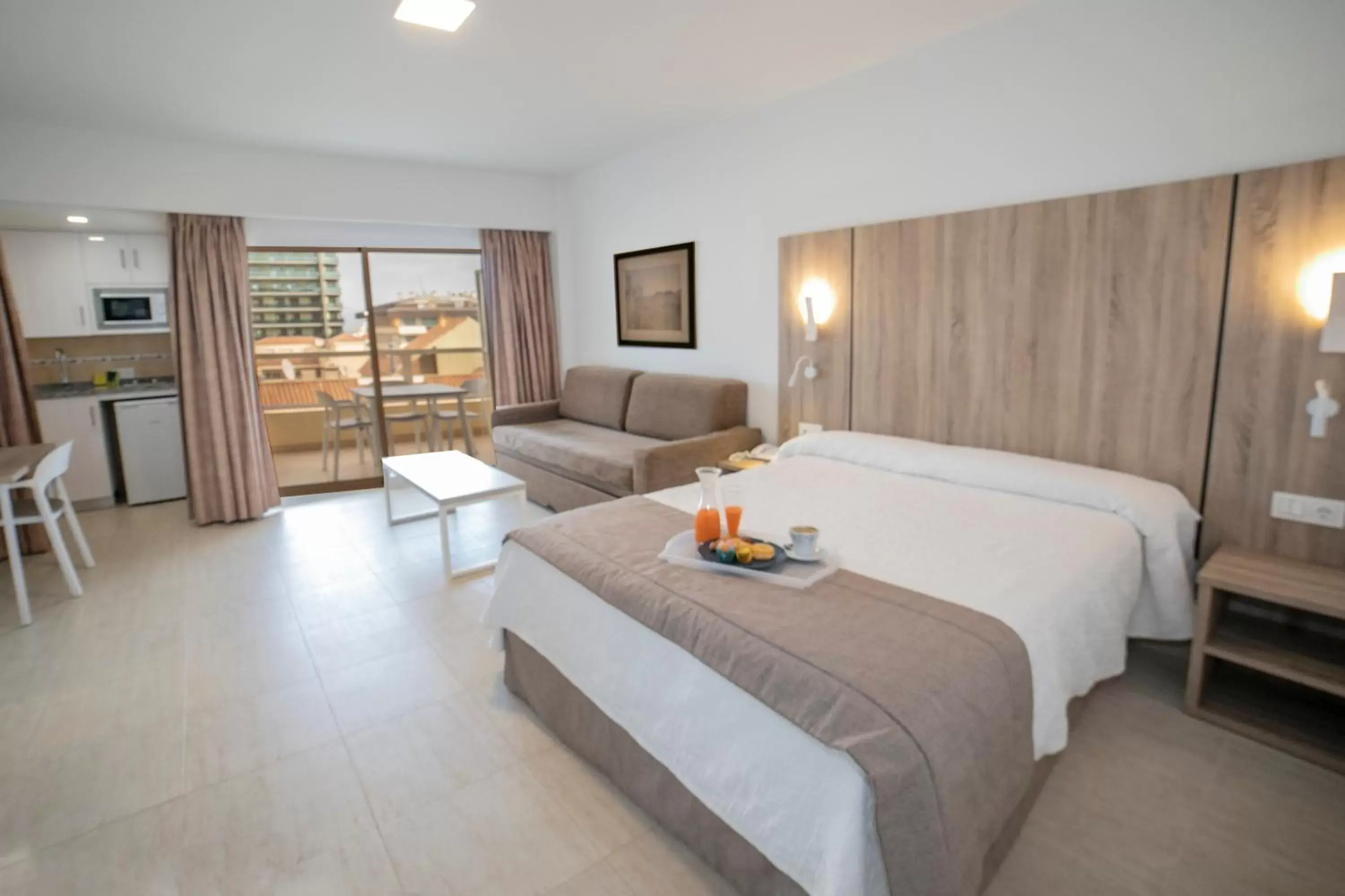 Living room in Hotel Apartamentos Pyr Fuengirola