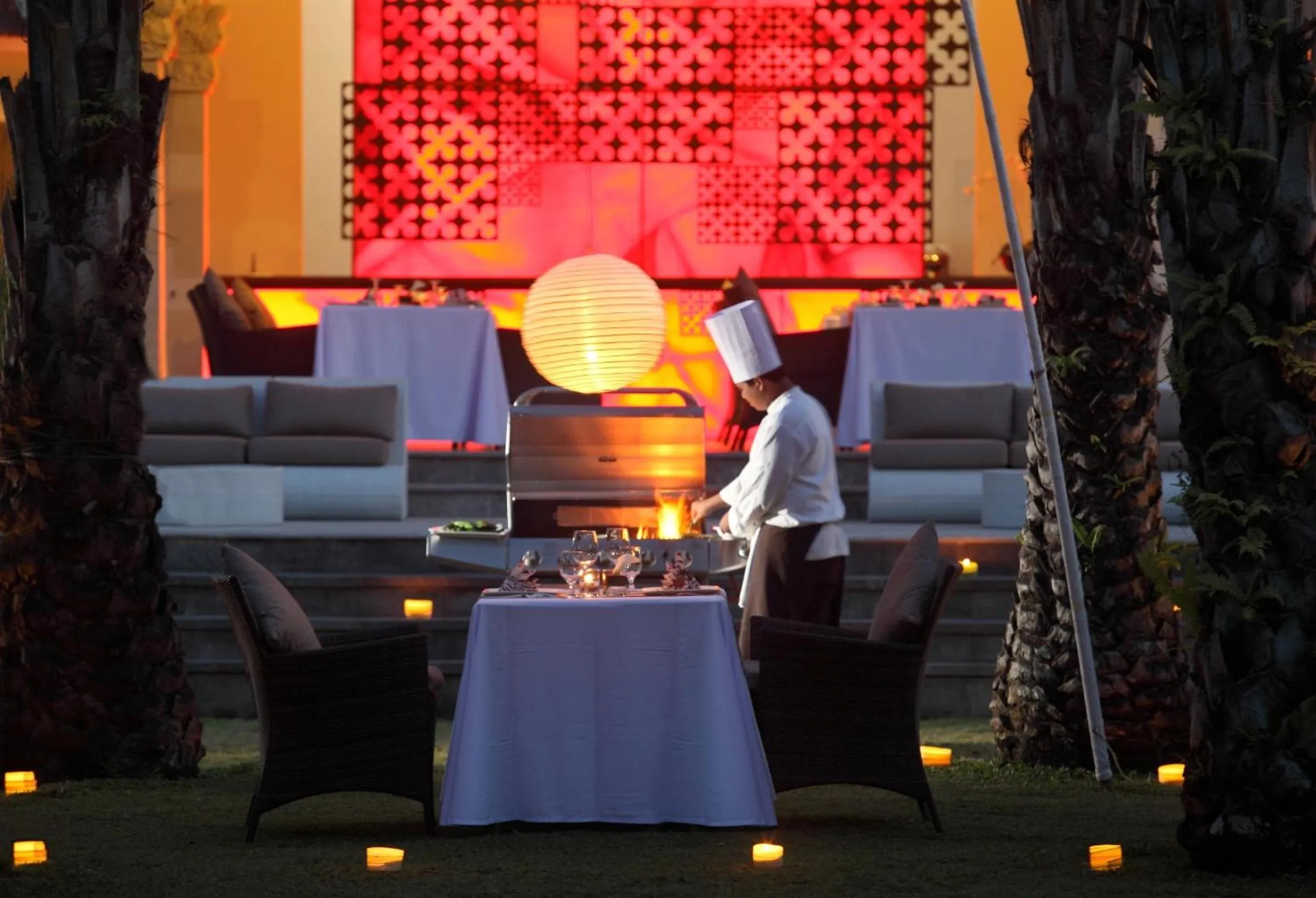 Restaurant/places to eat in Mahagiri Villas Sanur