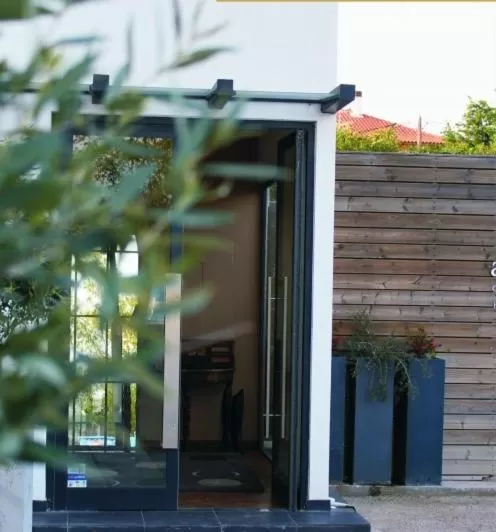 Facade/entrance in Messini Hotel