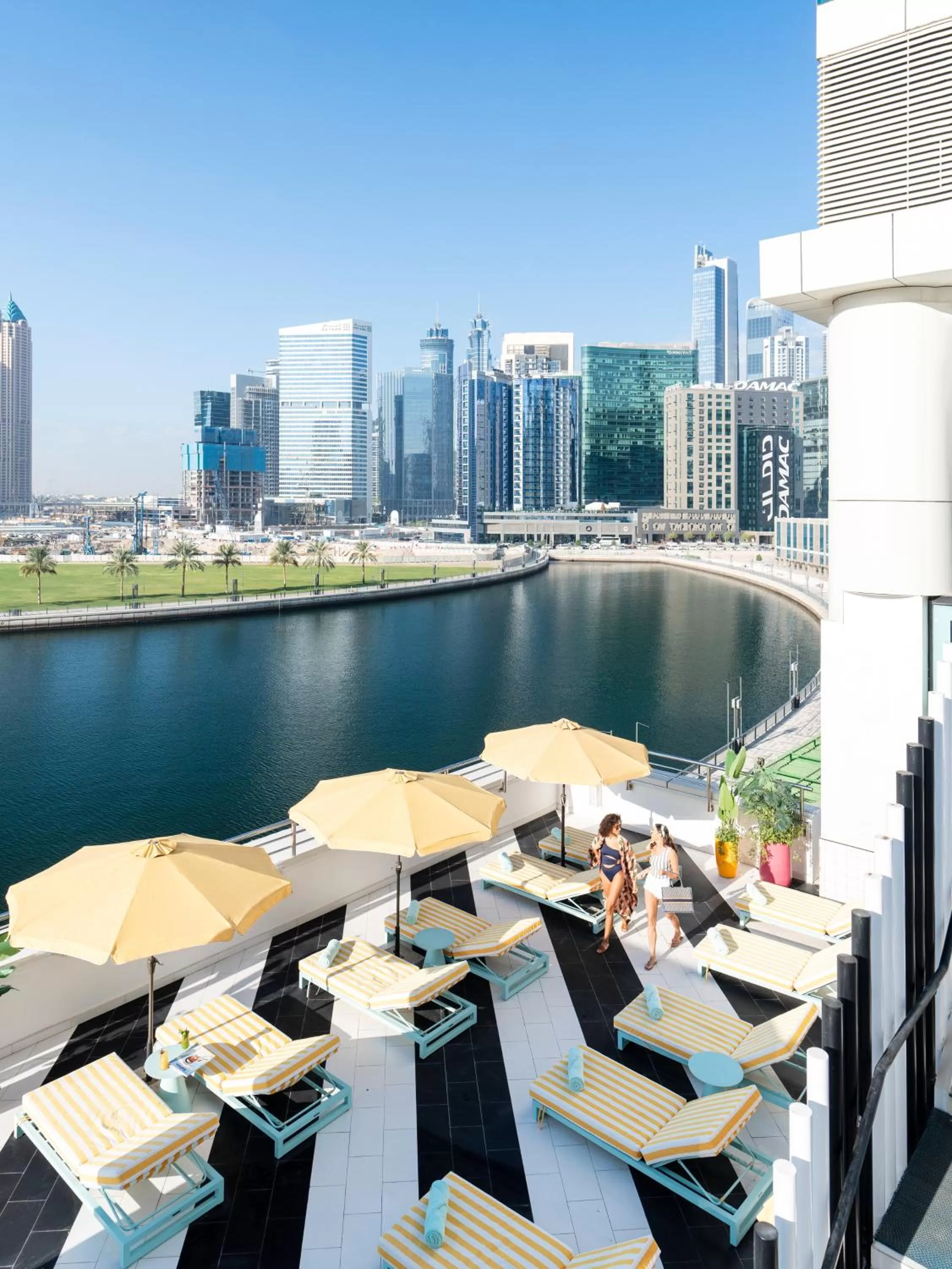 sunbed in Pullman Dubai Downtown