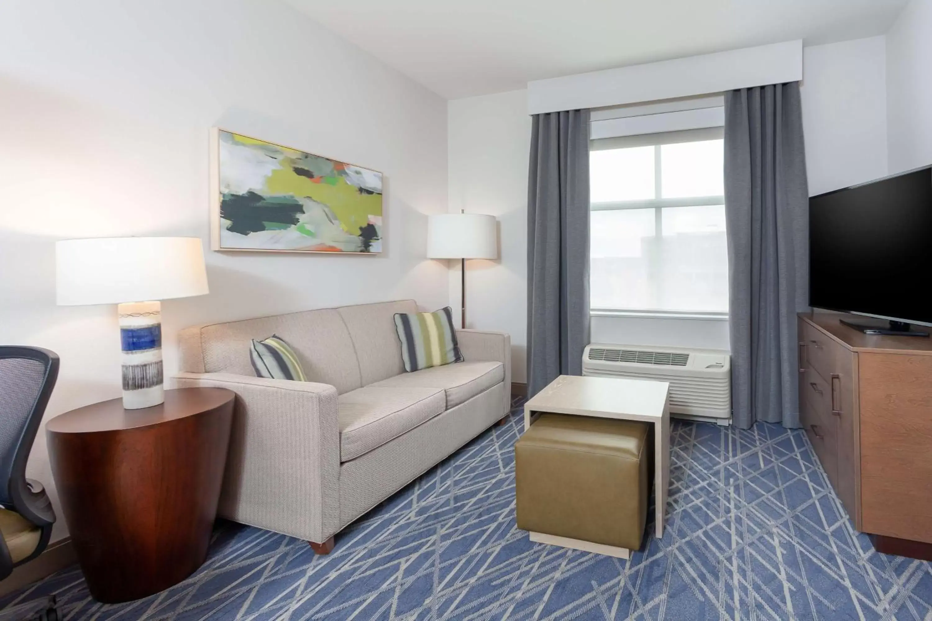 Living room, Seating Area in Homewood Suites By Hilton Broomfield Boulder