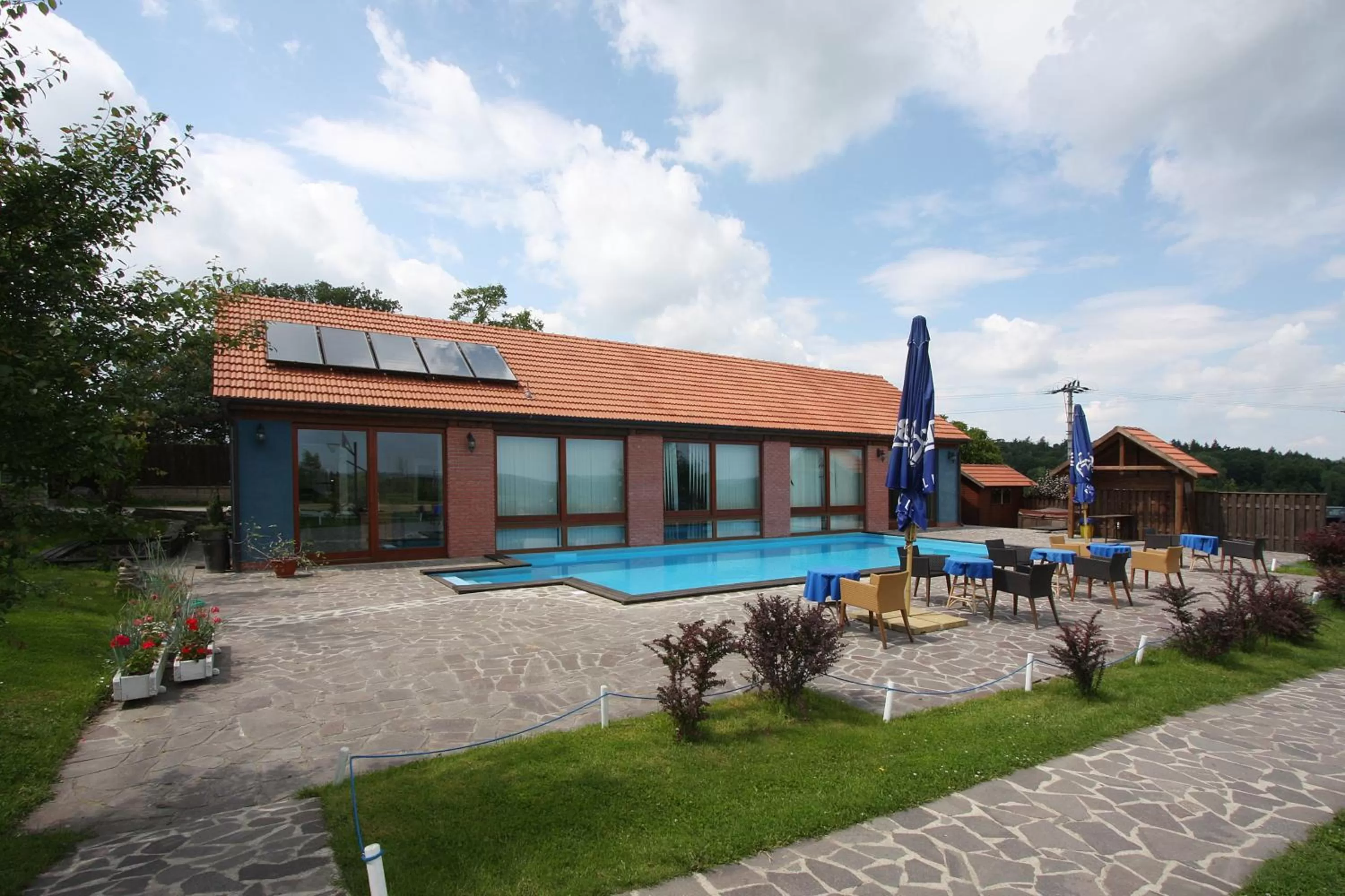 Swimming pool in Areal Botanika